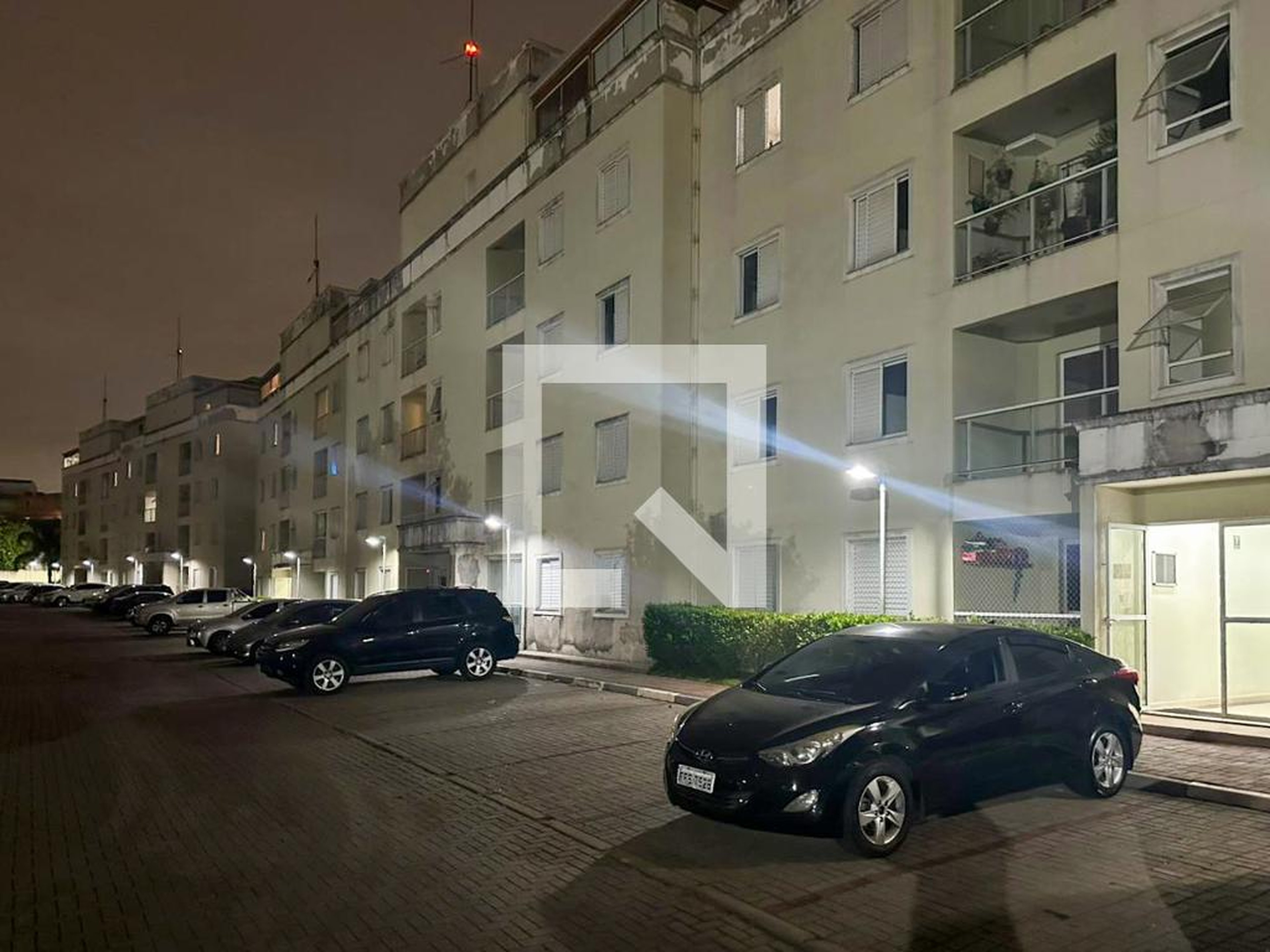 Fachada do Prédio Condomínio em Estrada Municipal, 252