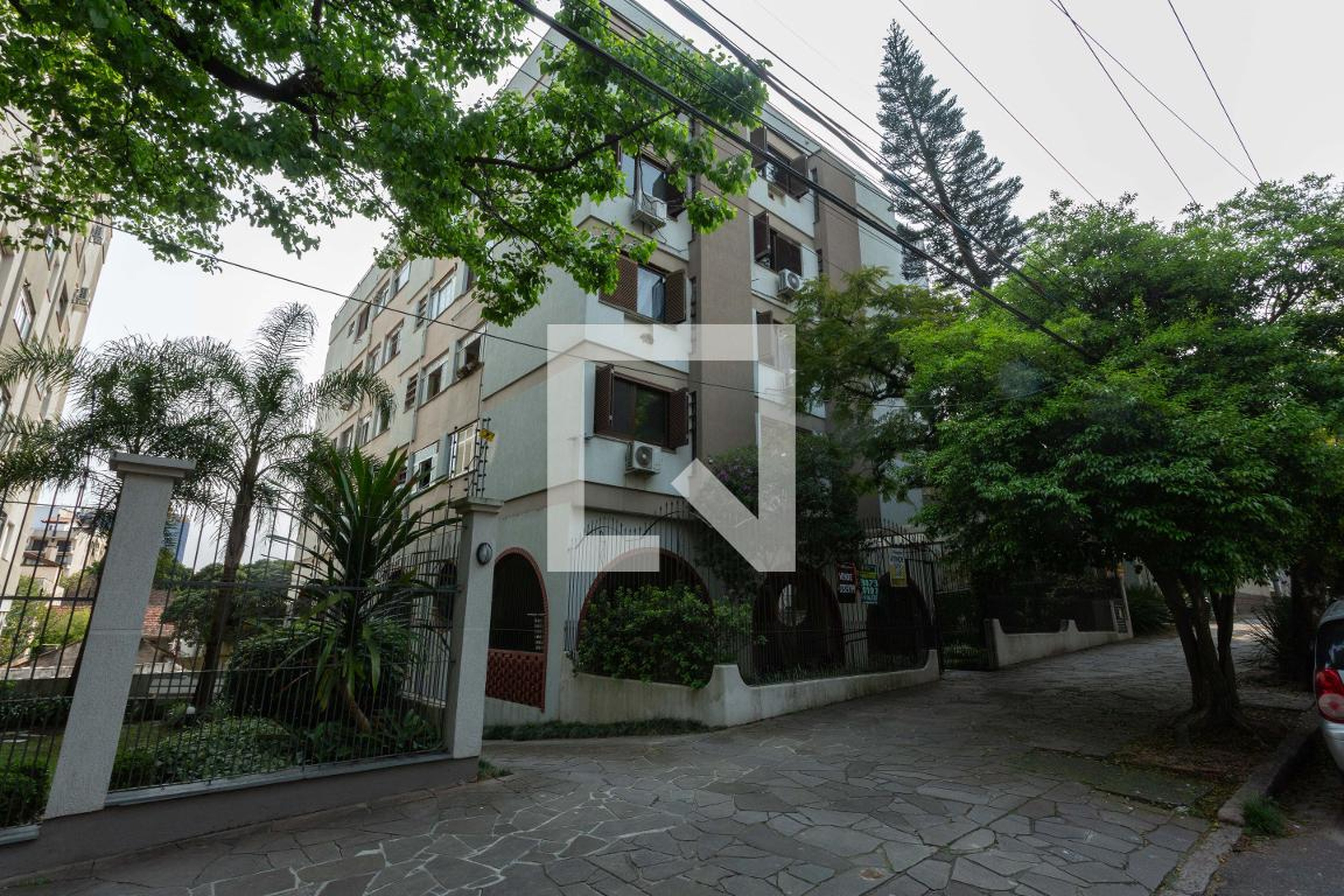 Fachada do Prédio Condomínio em Rua Felicissimo de Azevedo, 575