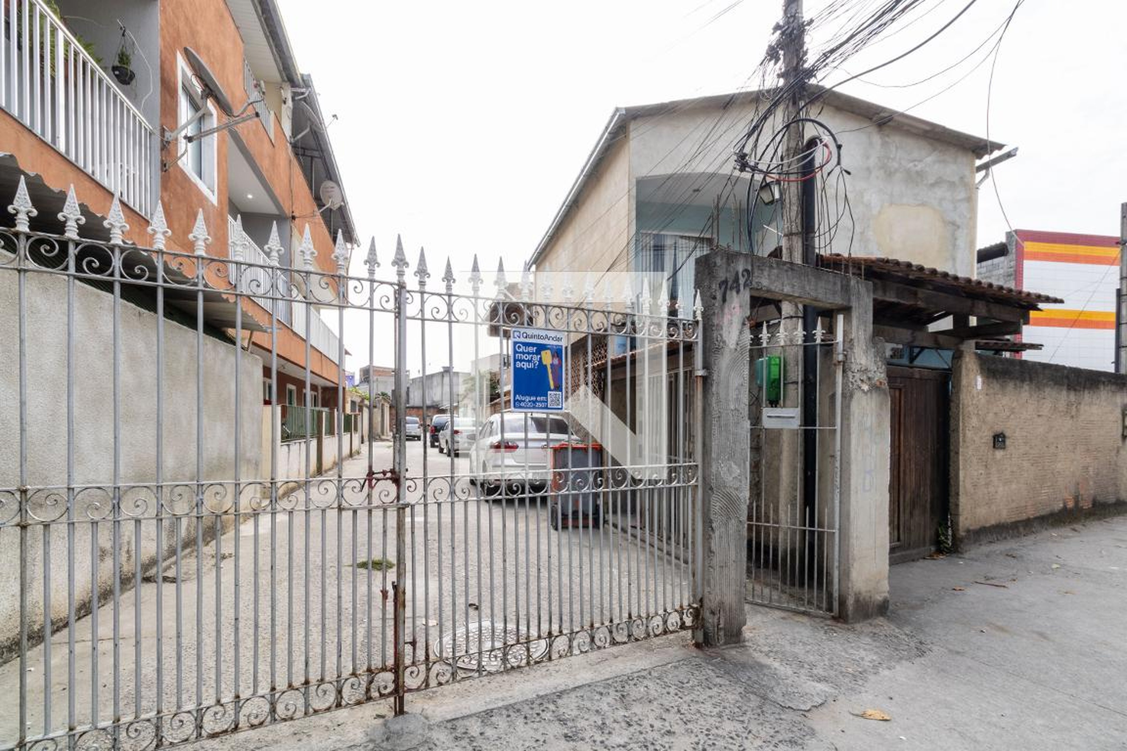 Fachada Condomínio em Rua Campo Formoso, 742