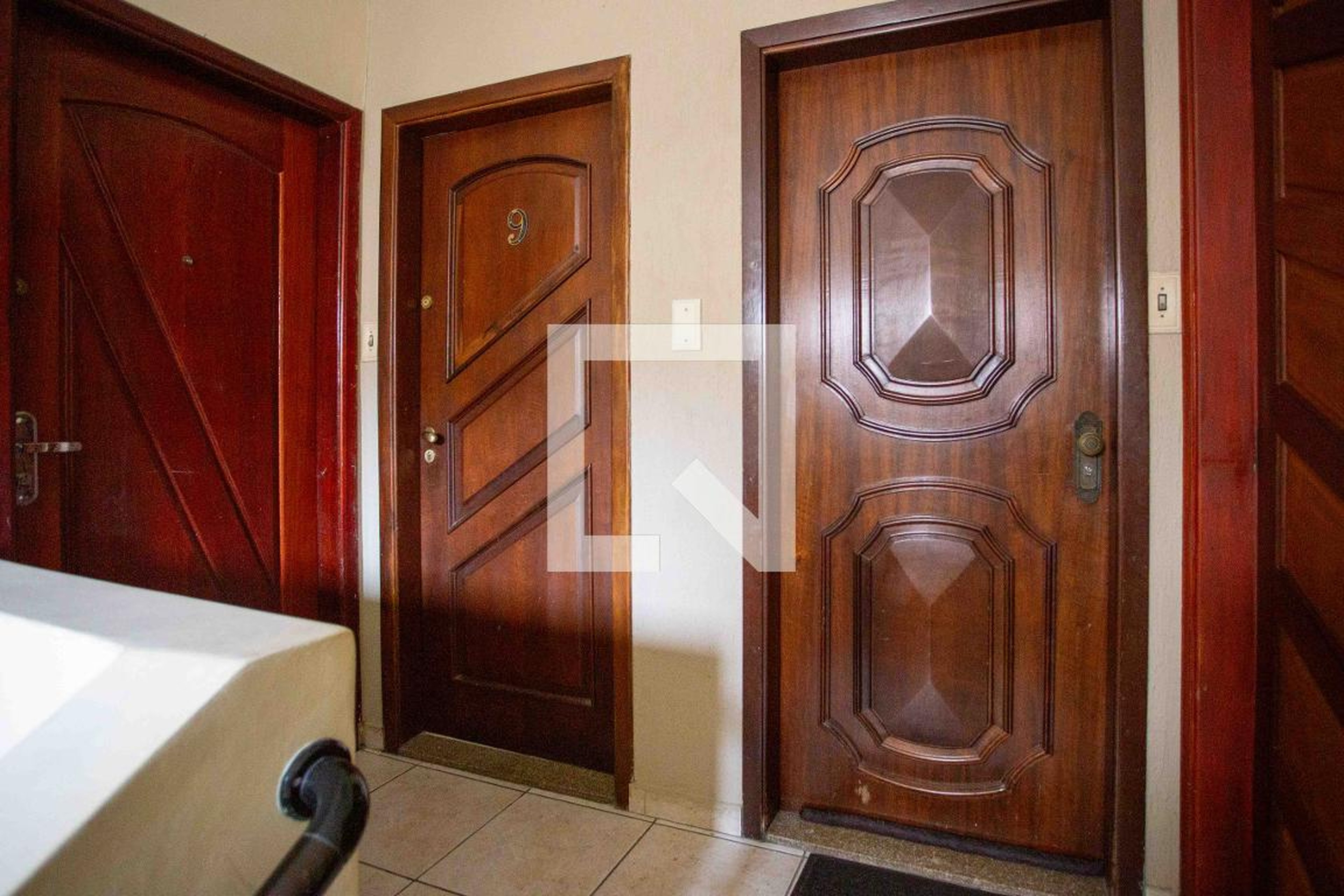 Hall de entrada - Topazio Safira Rubi