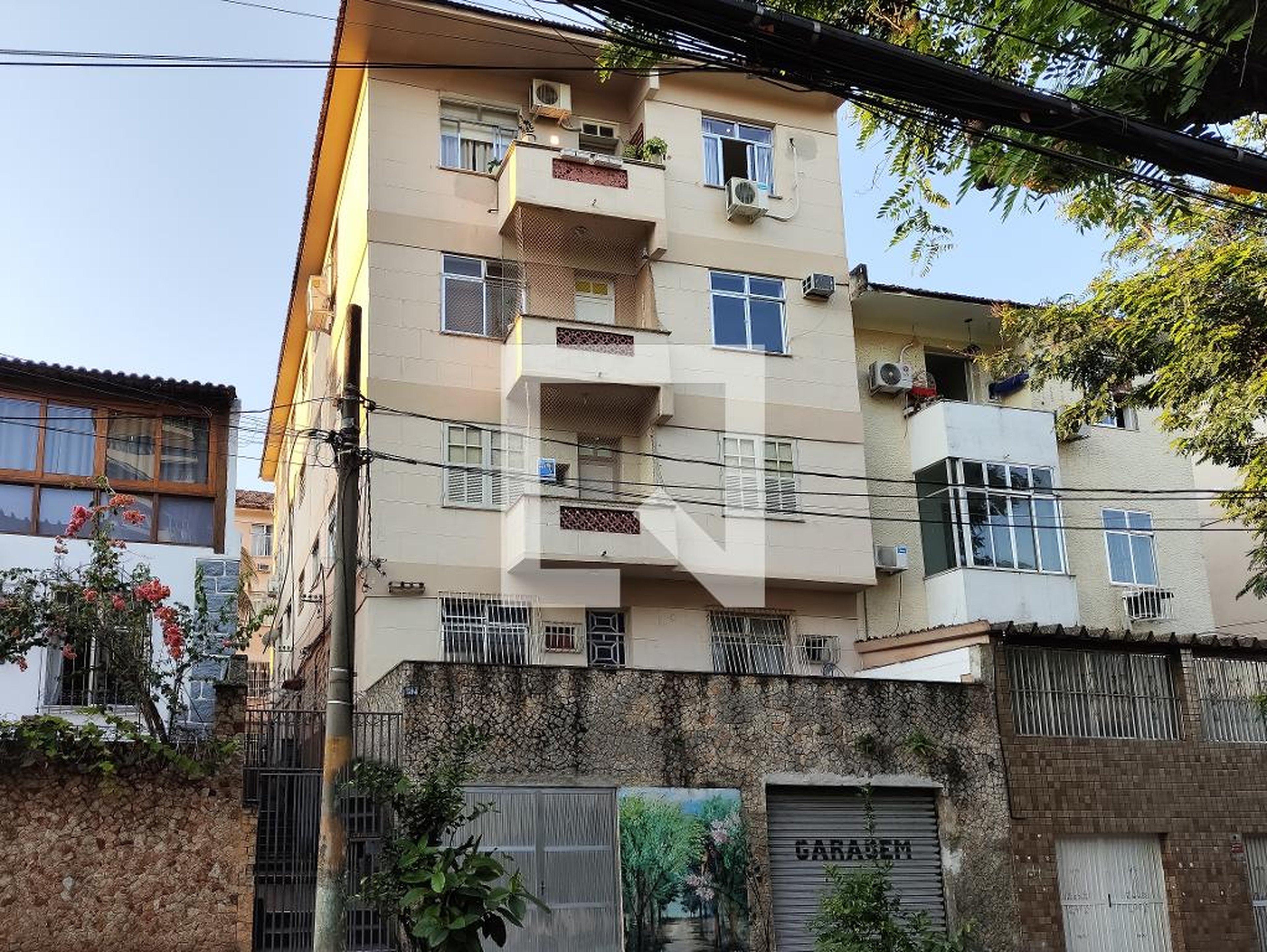 Fachada do Prédio Condomínio em Rua Barão de Cotegipe, 594