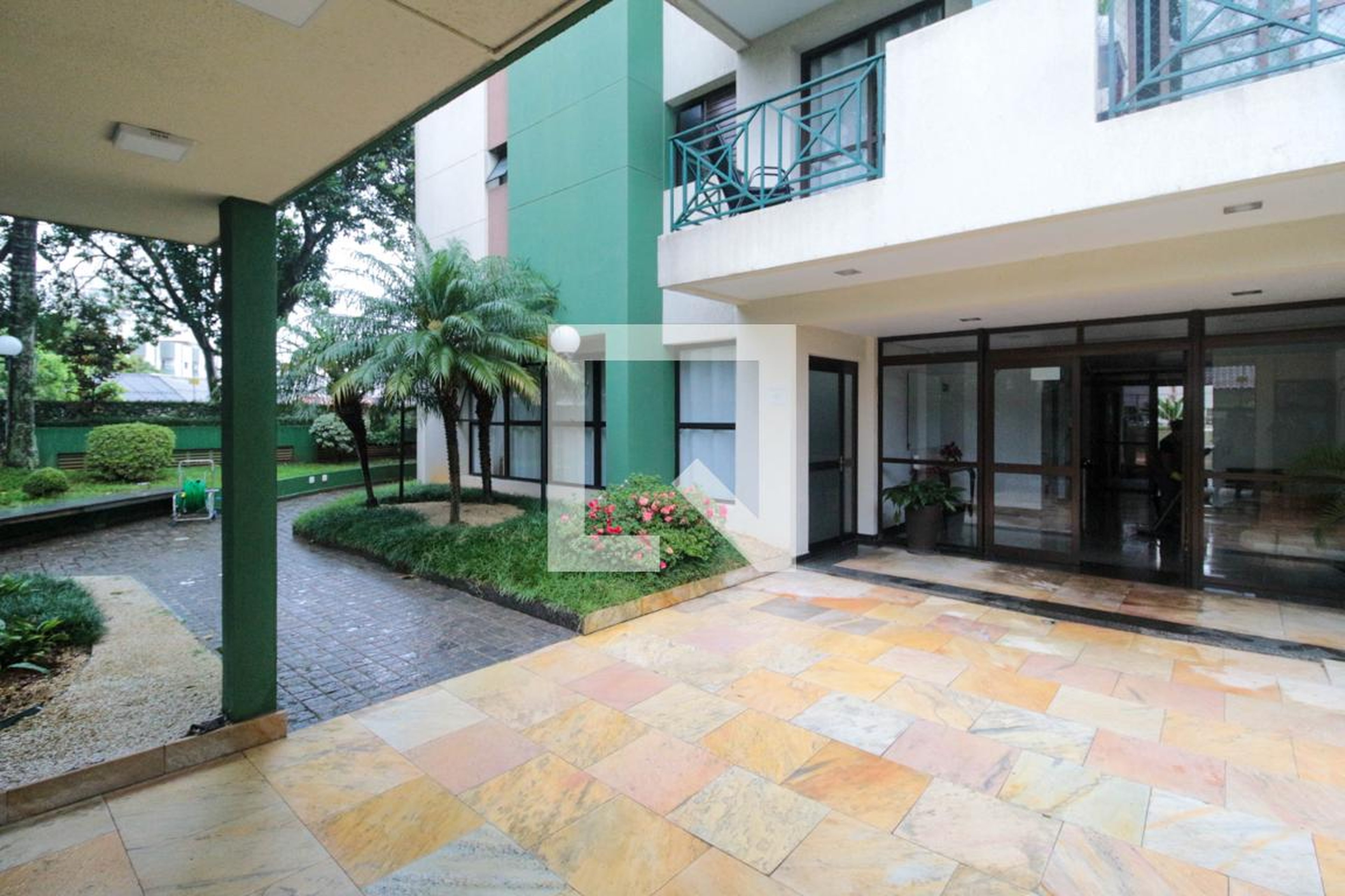 Entrada - Green Village