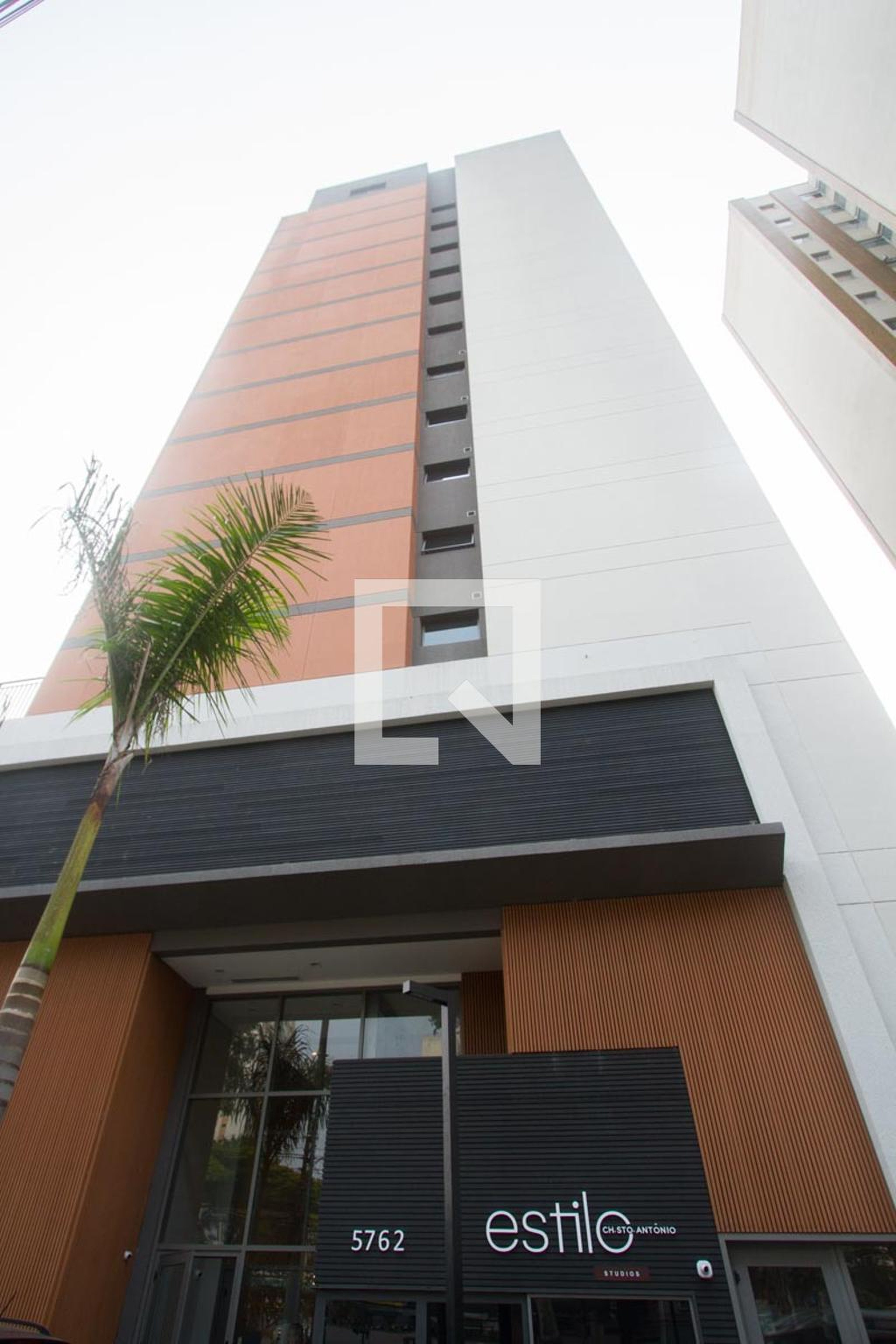 Fachada Condomínio Estilo Chácara Santo Antônio  Residence