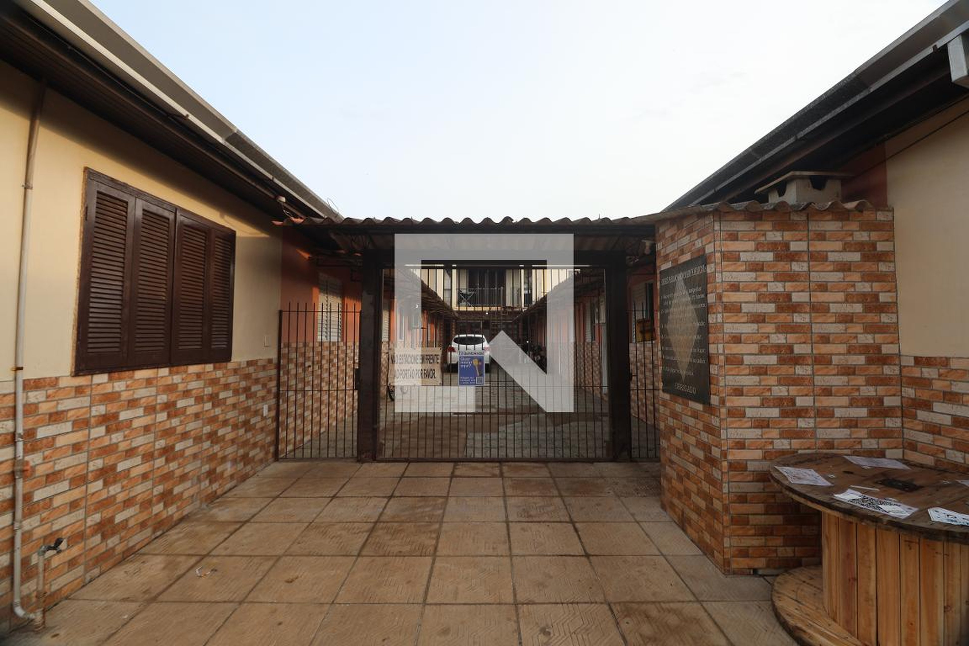 Fachada Condomínio em Rua Elizabeth Maria Finkler, 78