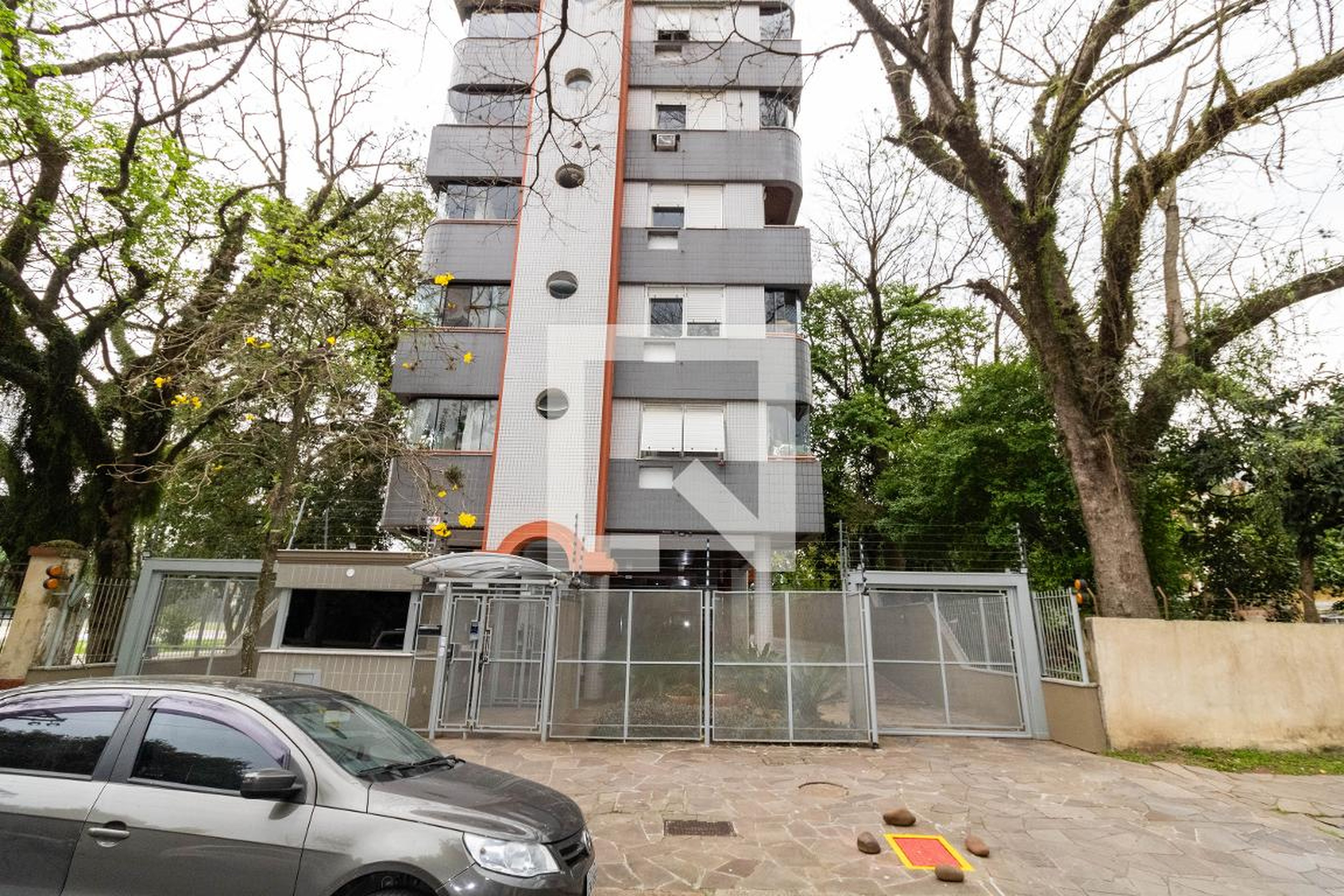 Fachada Condomínio em Rua Gonçalves Dias, 764