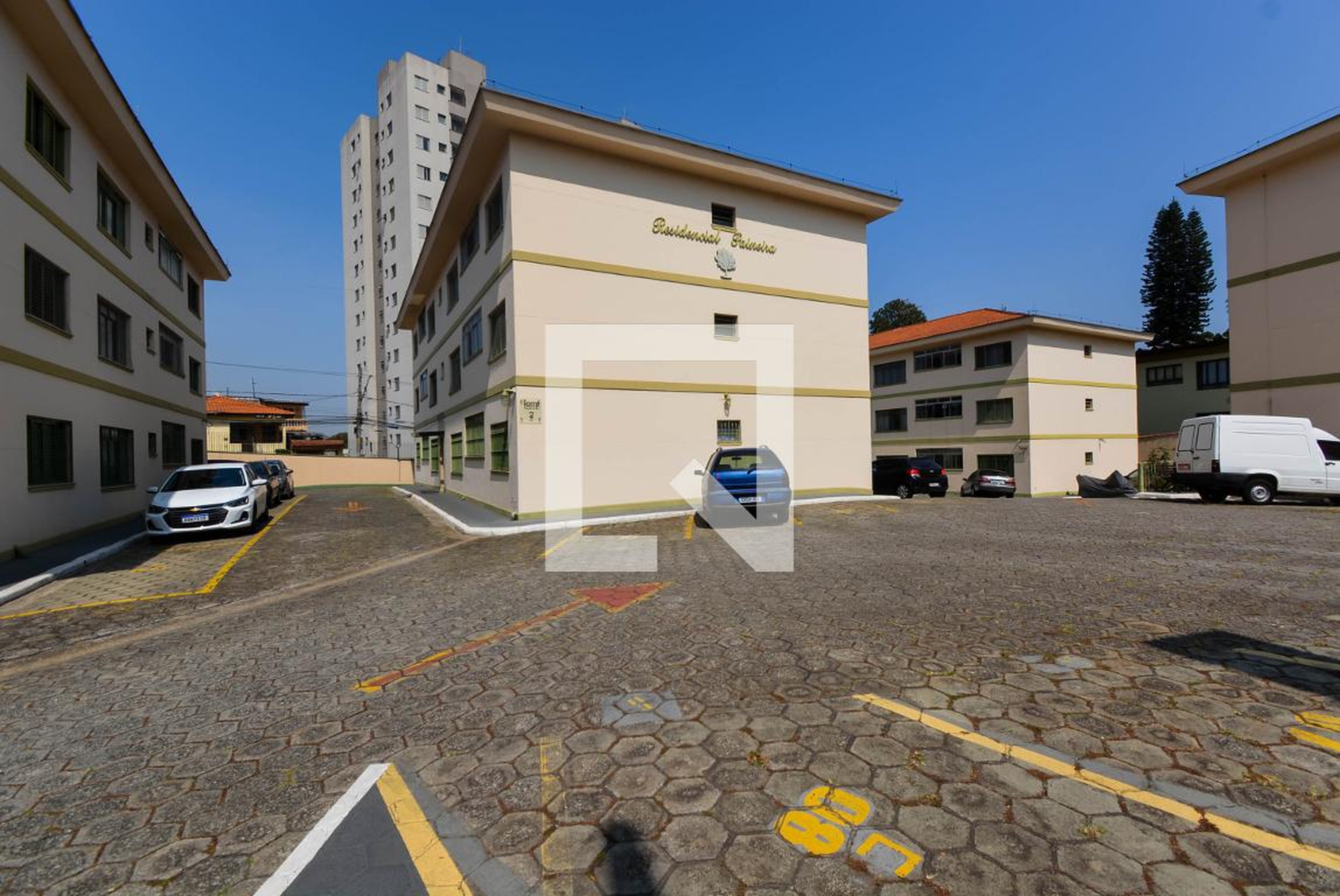 Área Externa - Paineira