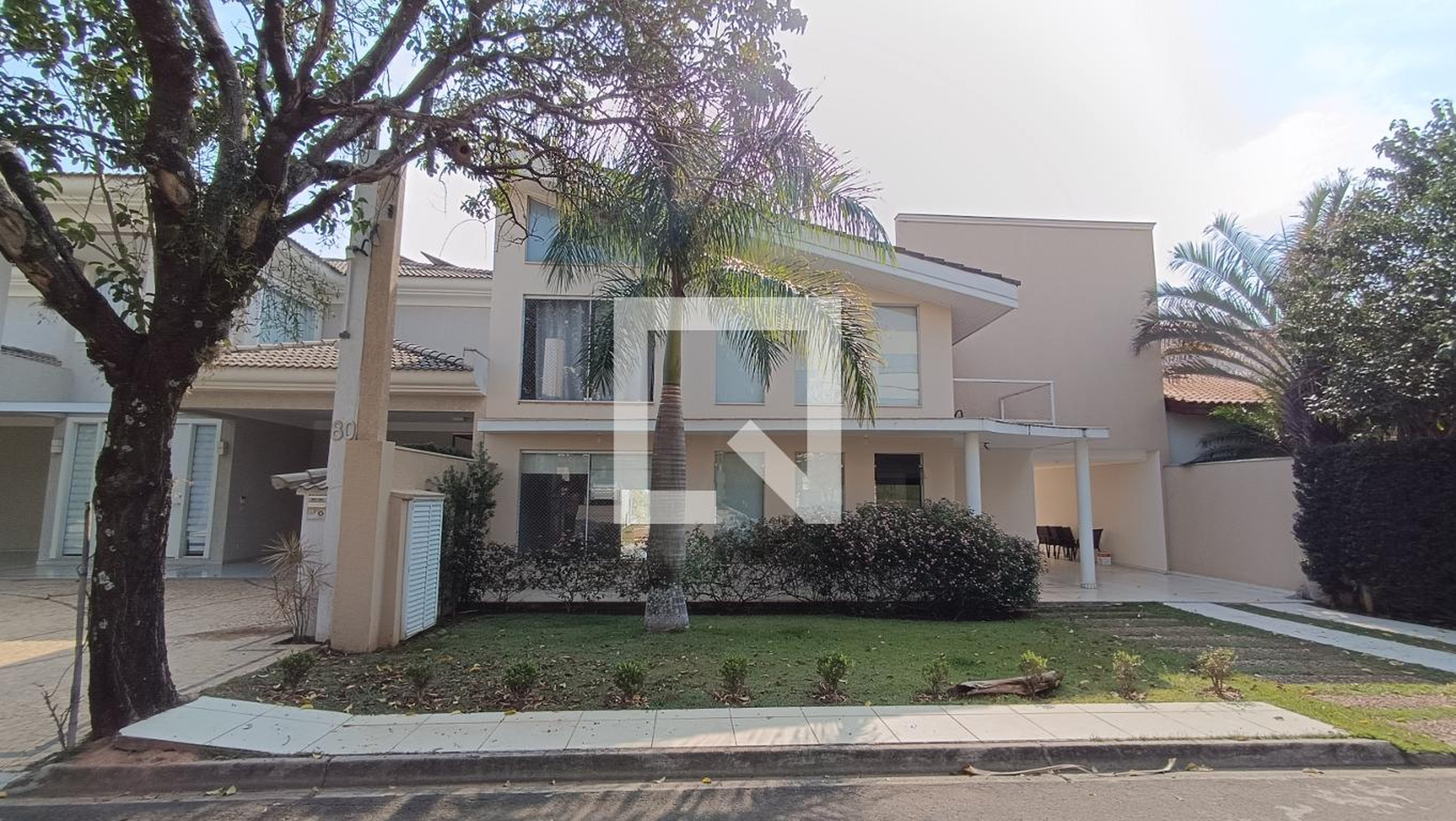 Fachada Condomínio Village Vert