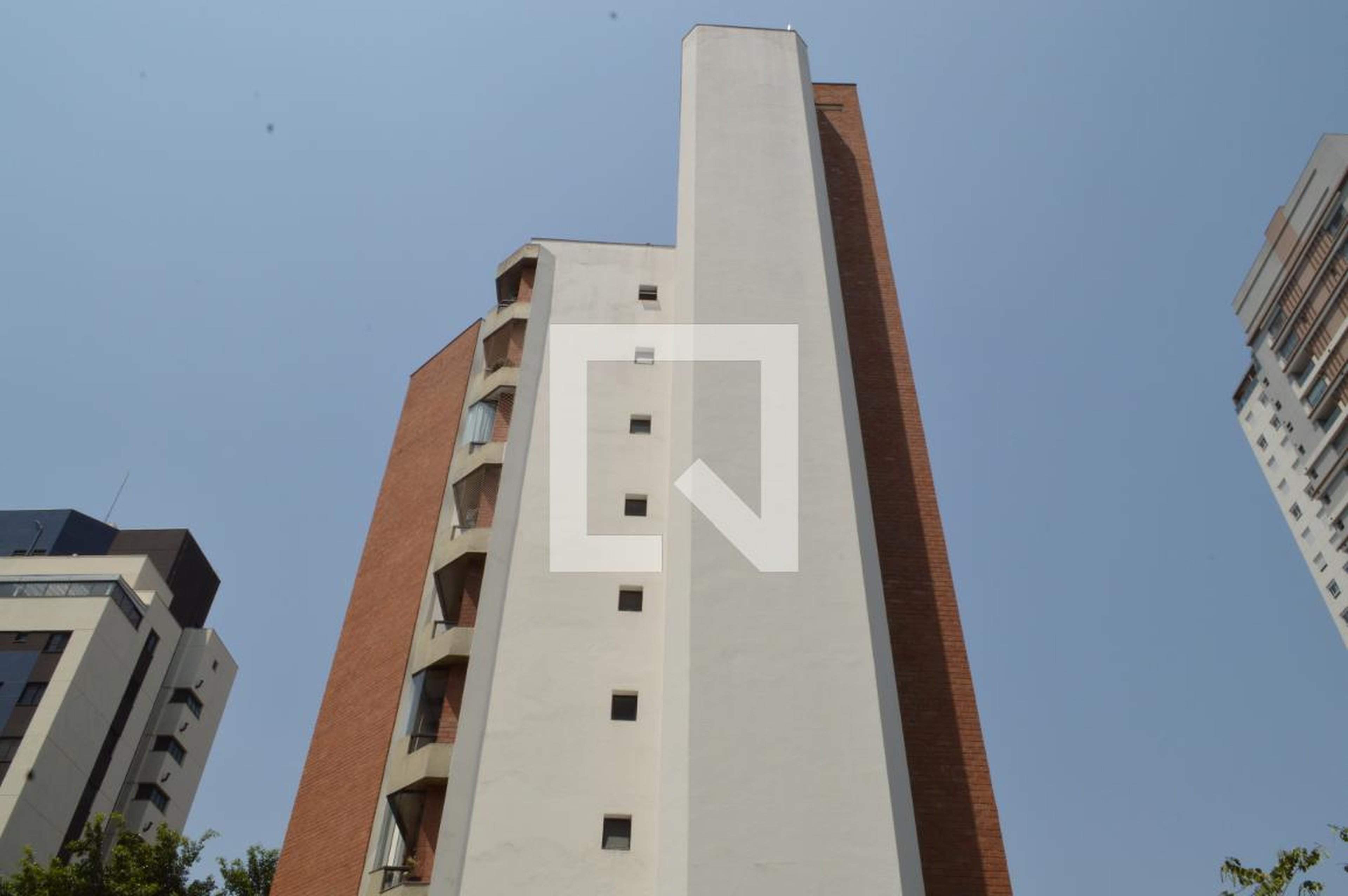 Fachada Condomínio Maison de Oiseaux