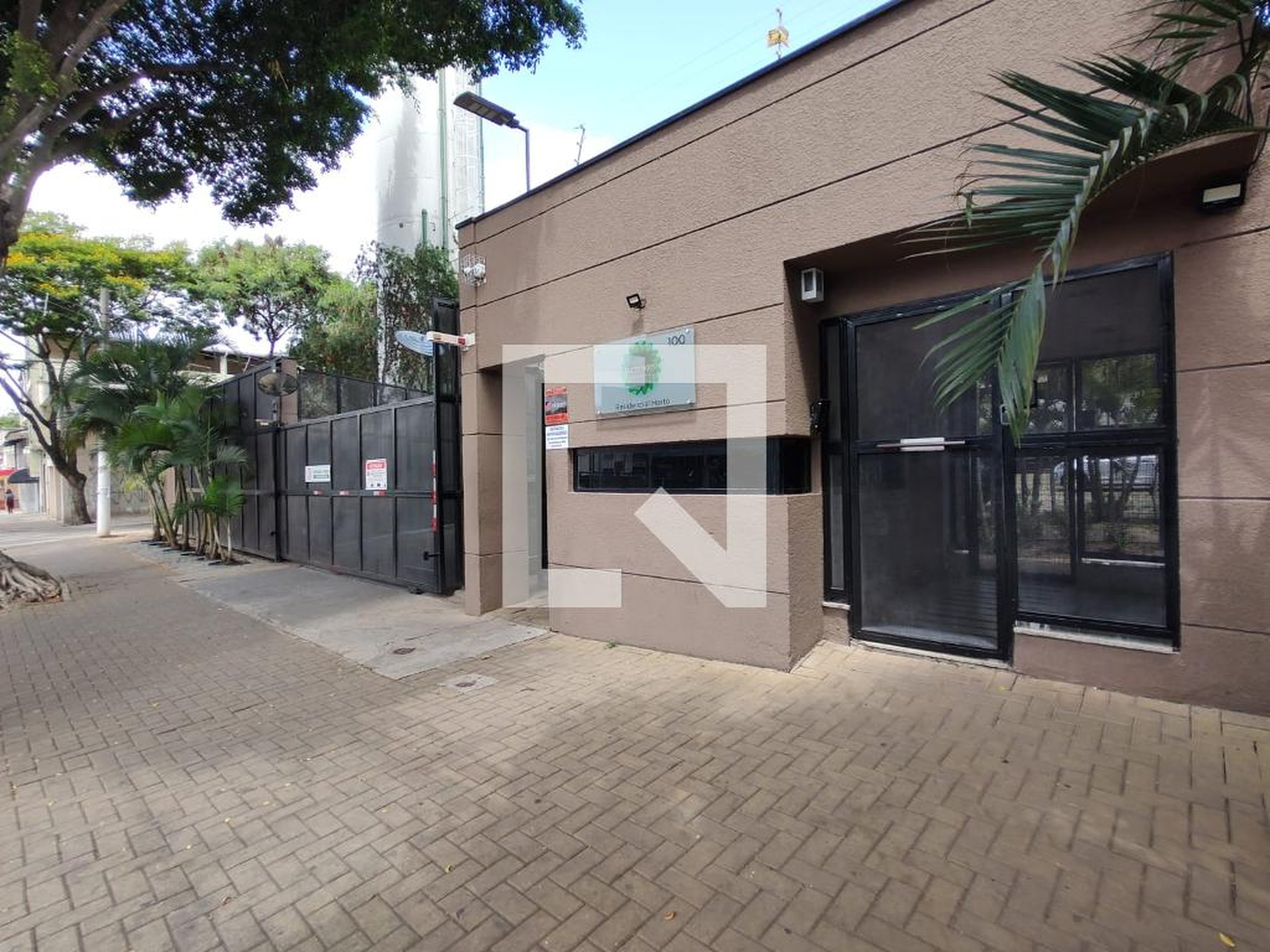 Fachada Condomínio em Rua José Antônio Pinto Borges, 10