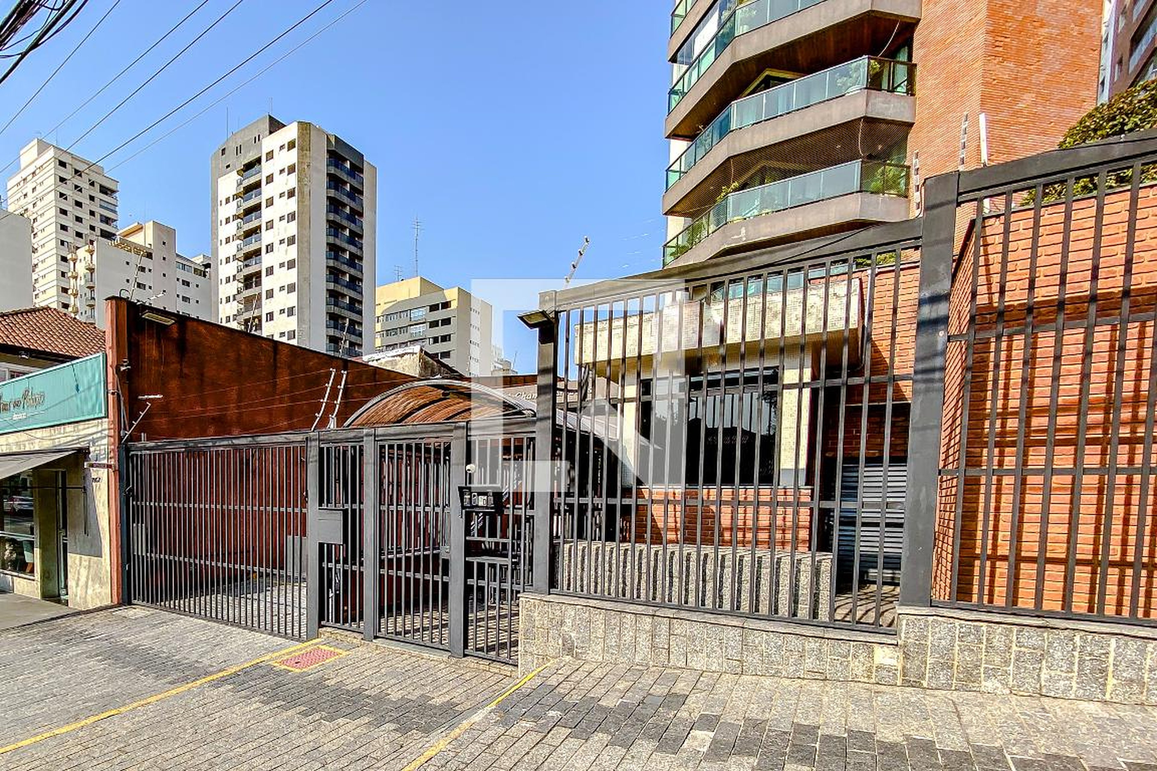 Fachada Condomínio Champs Élysées