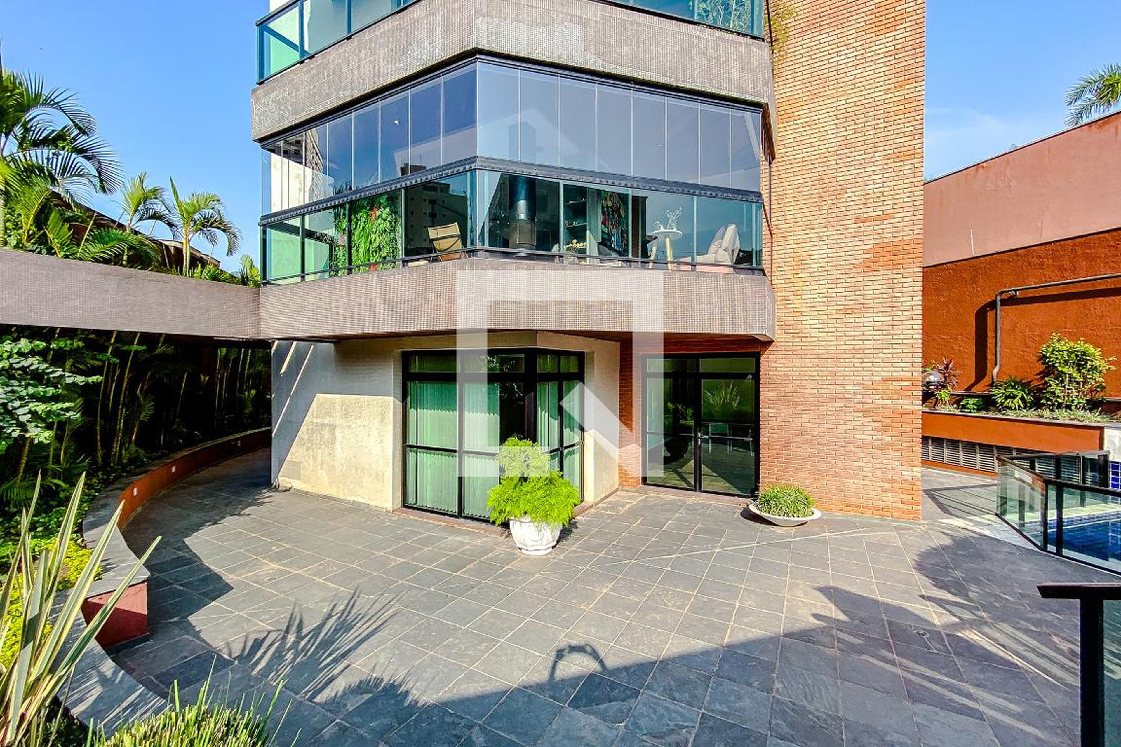 Área comum - Champs Élysées