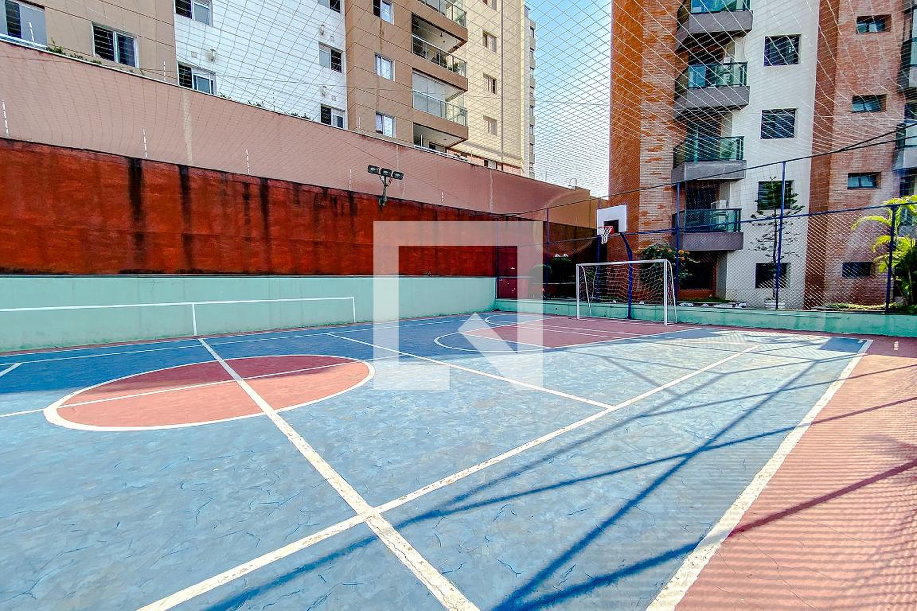 Quadra Esportiva - Champs Élysées