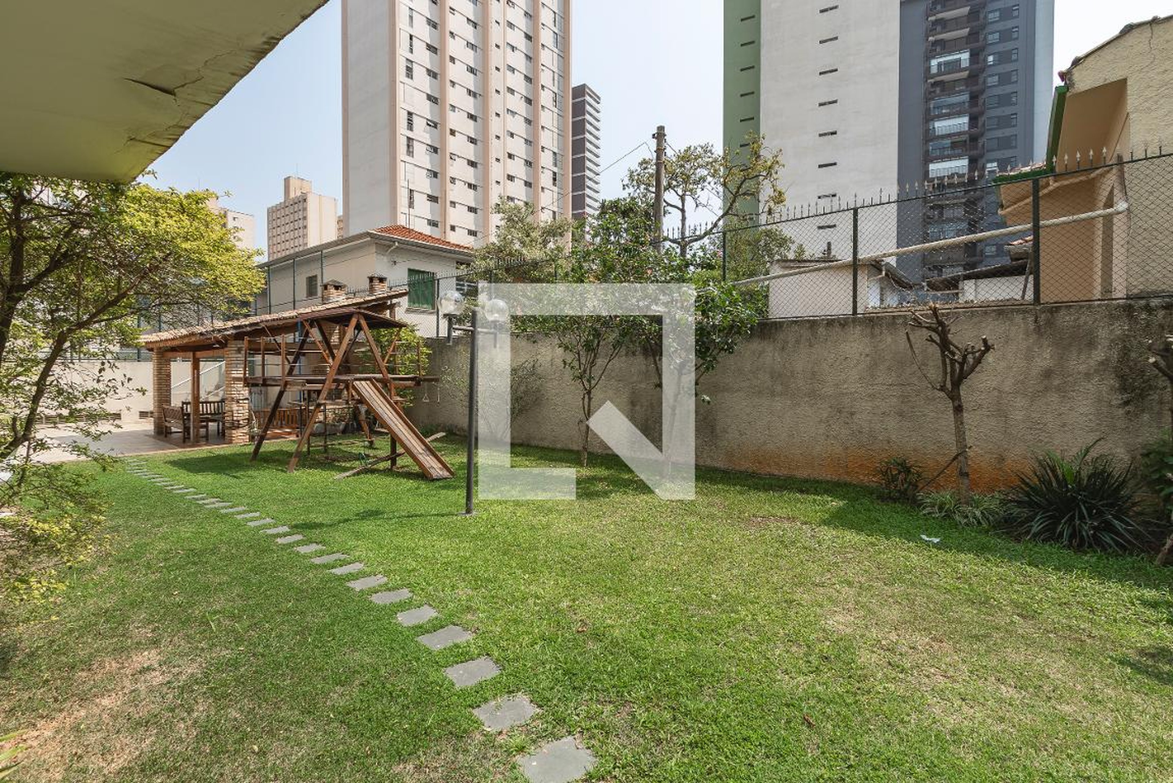 Área Comum - Santa Isabel