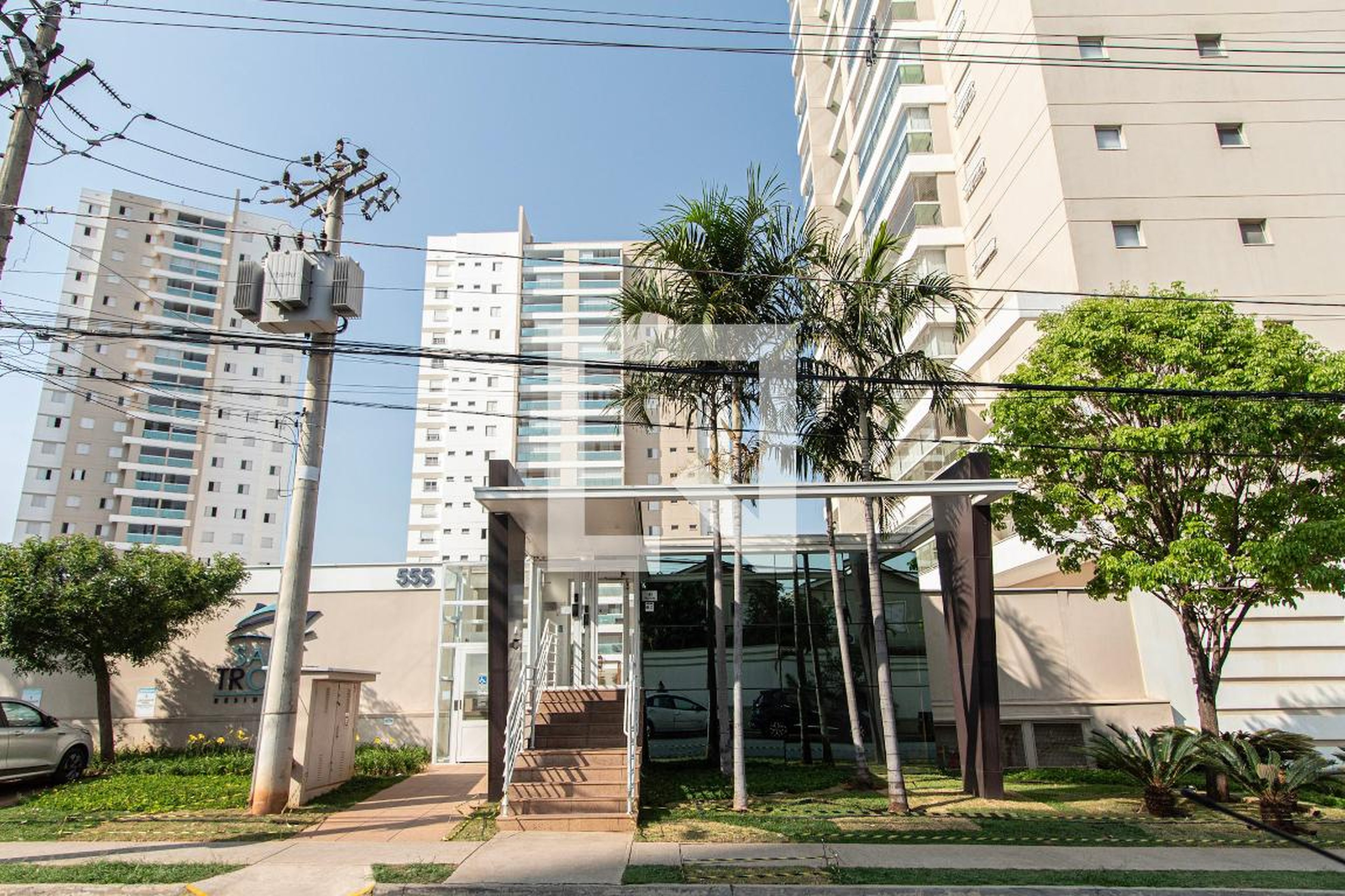 Fachada Condomínio Saint Tropez