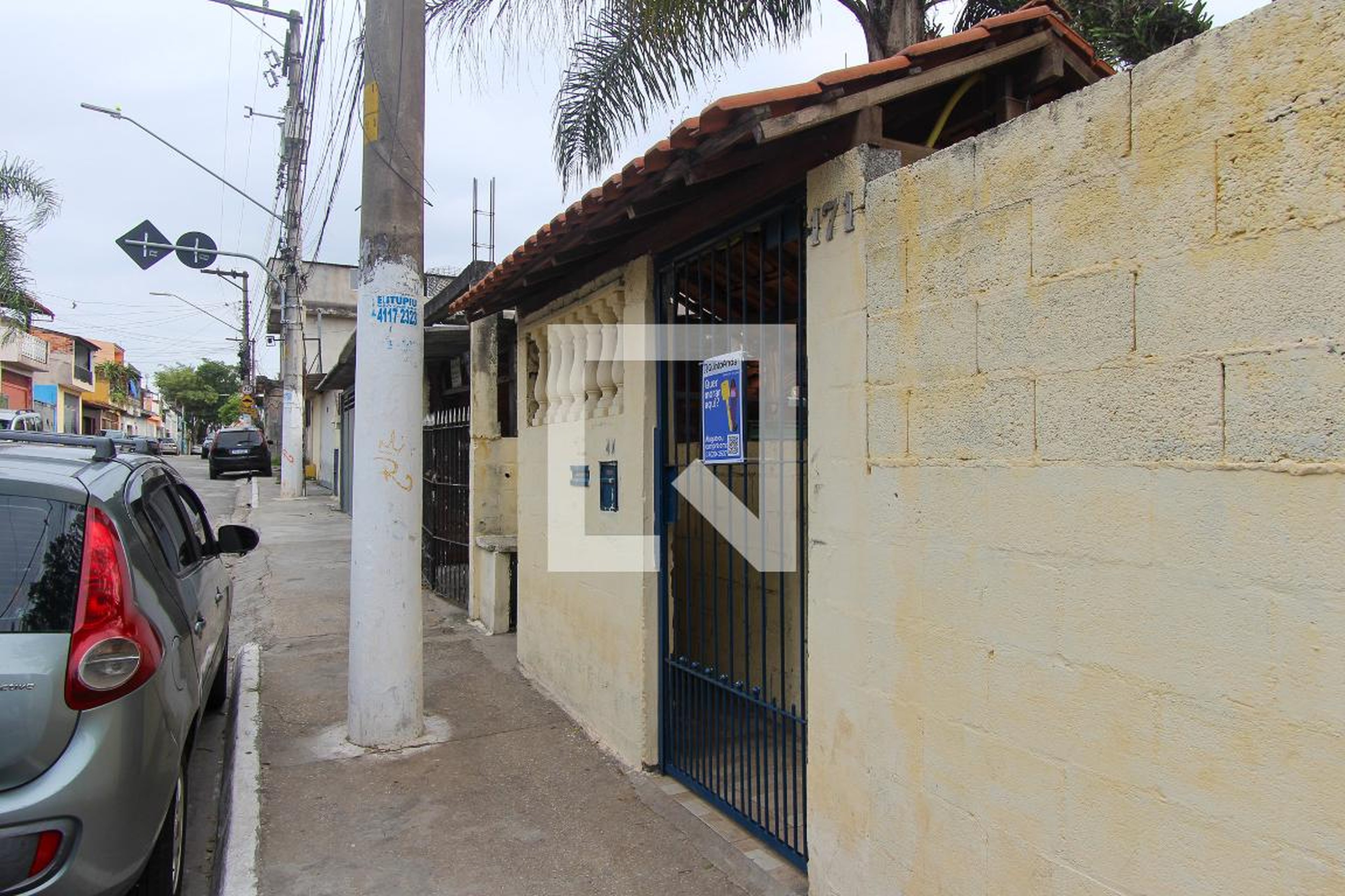 Fachada Condomínio em Rua dos Banqueiros, 171