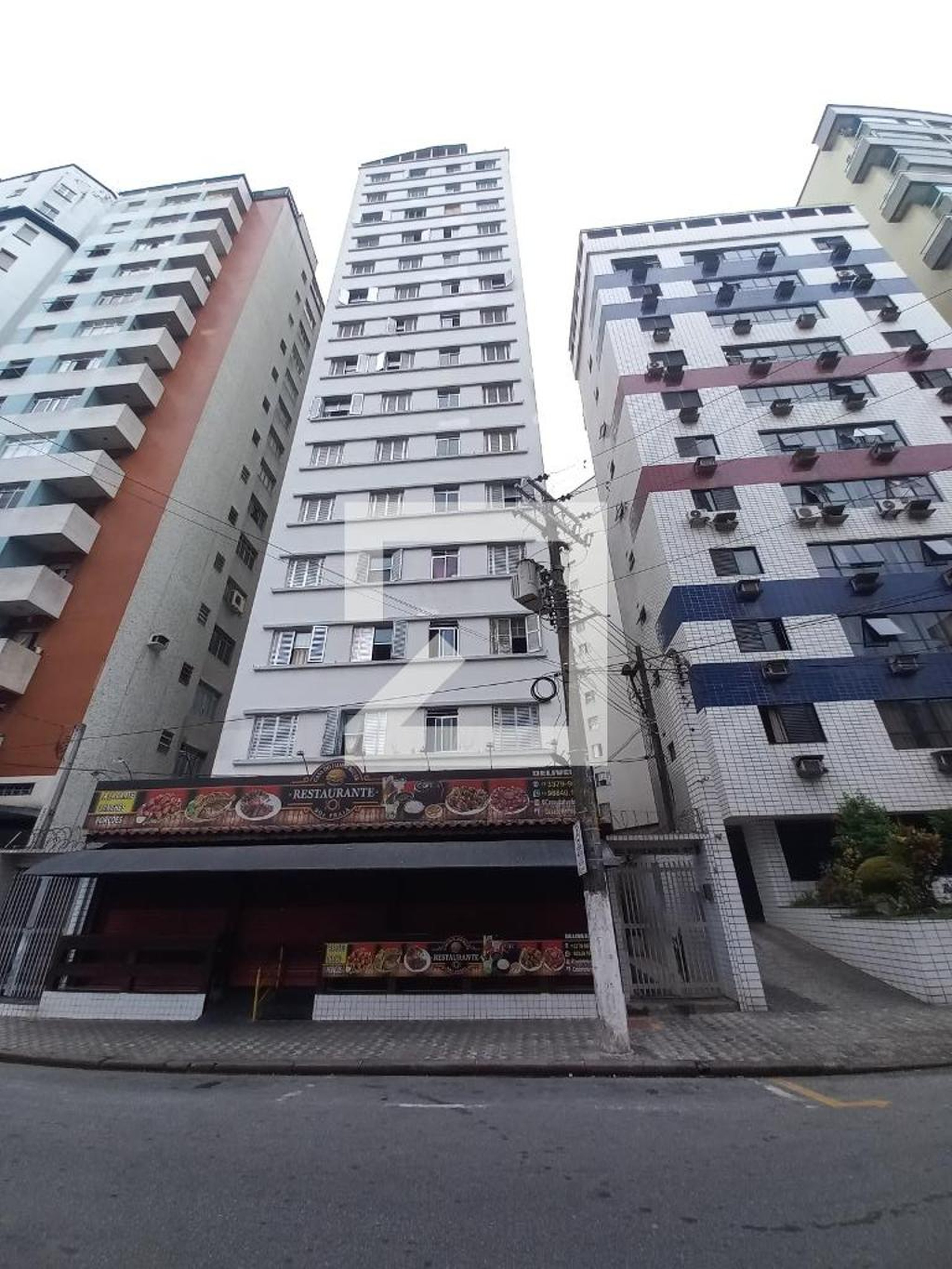 Fachada do Prédio Condomínio em Rua Frei Gaspar, 51