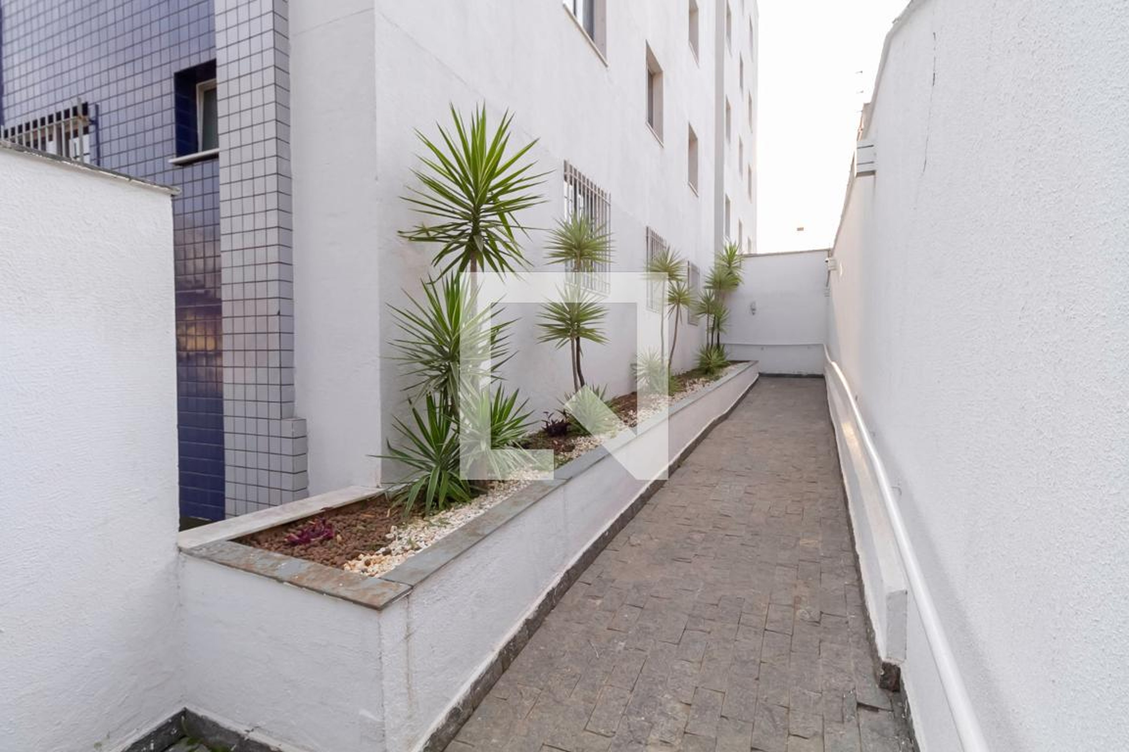 Entrada - Resindecial Capri