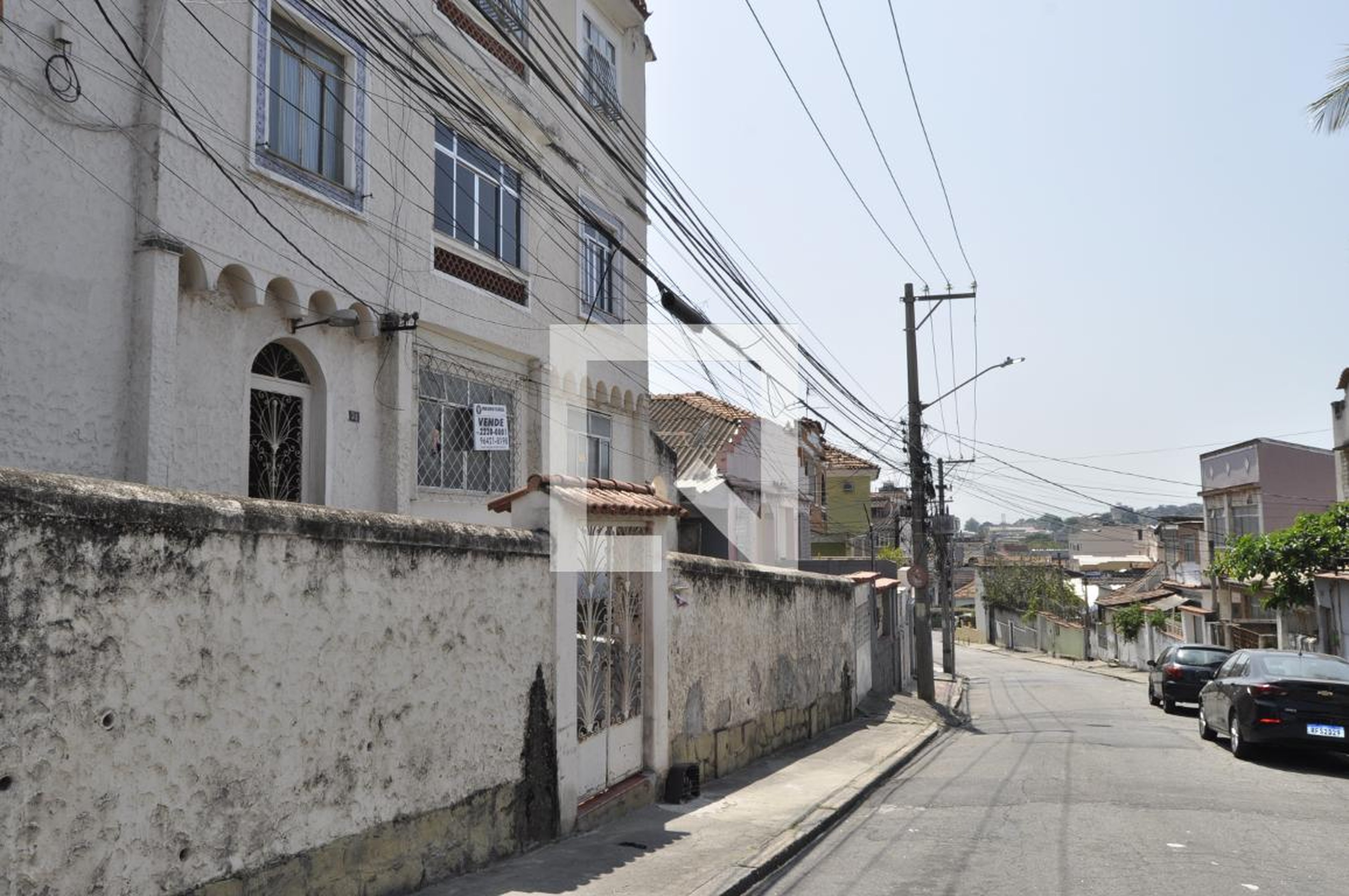 Fachada Condomínio em Rua José Roberto, 34