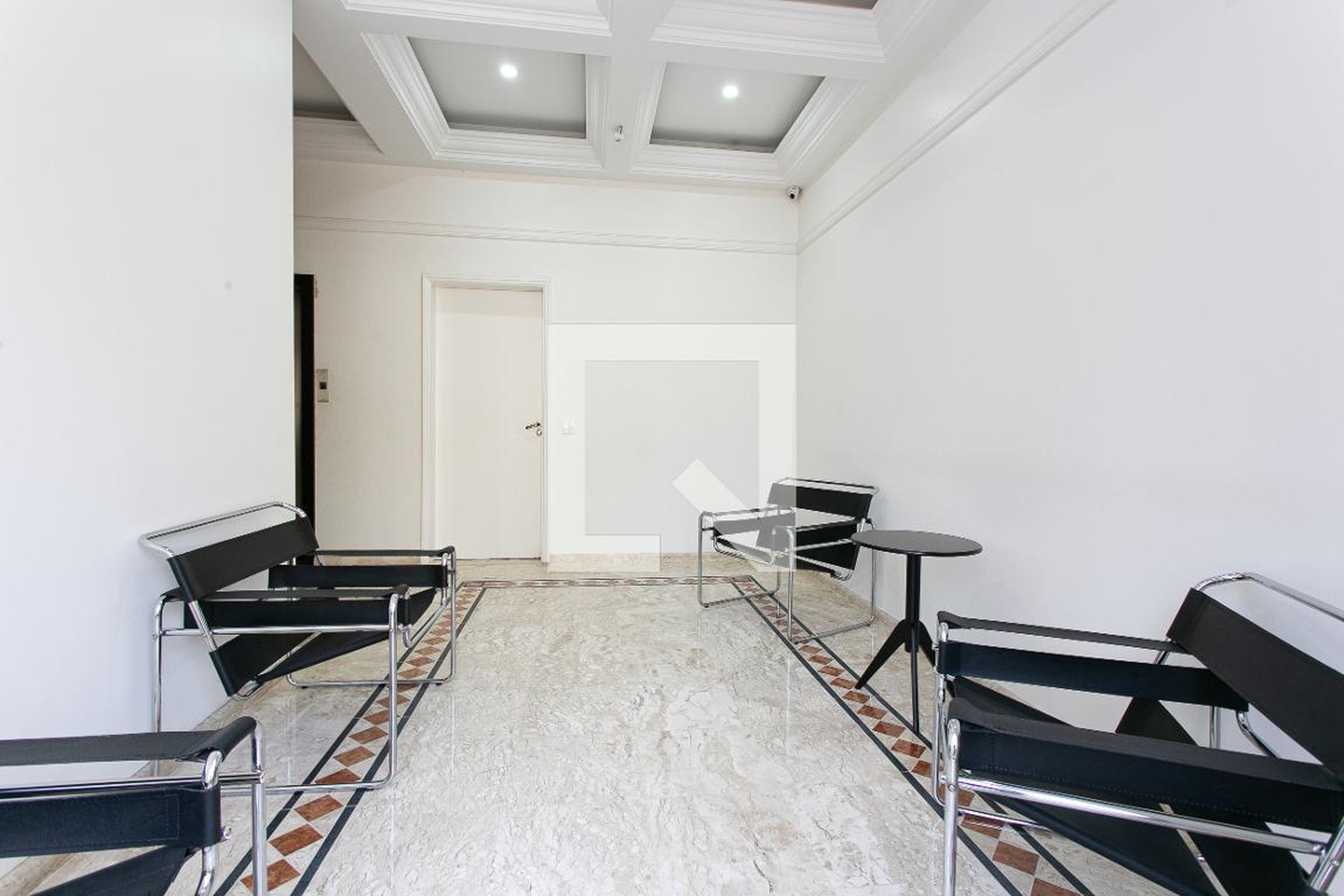 Hall - El Porteño