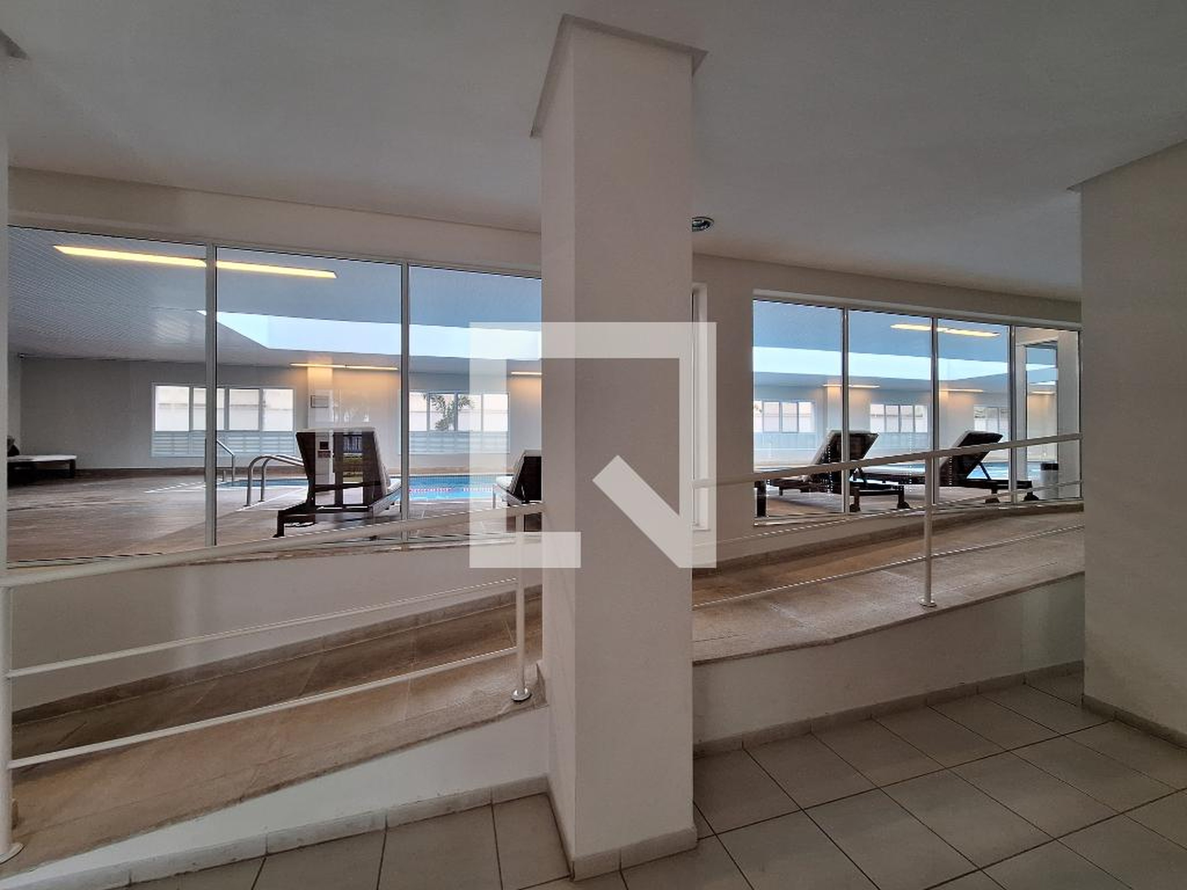 Piscina Coberta - Pateo Pompéia