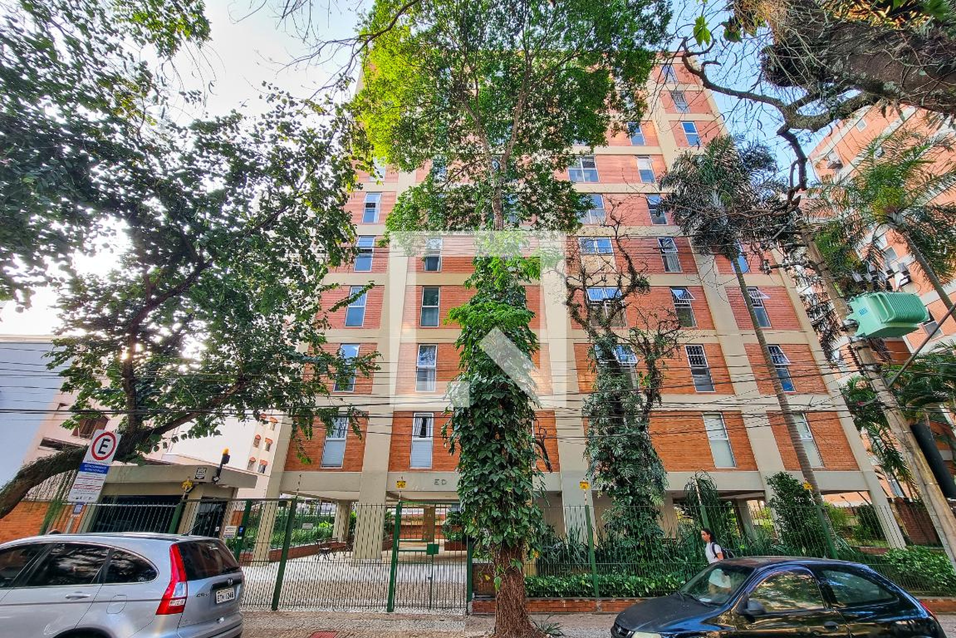 Fachada Condomínio Ed. Quebec