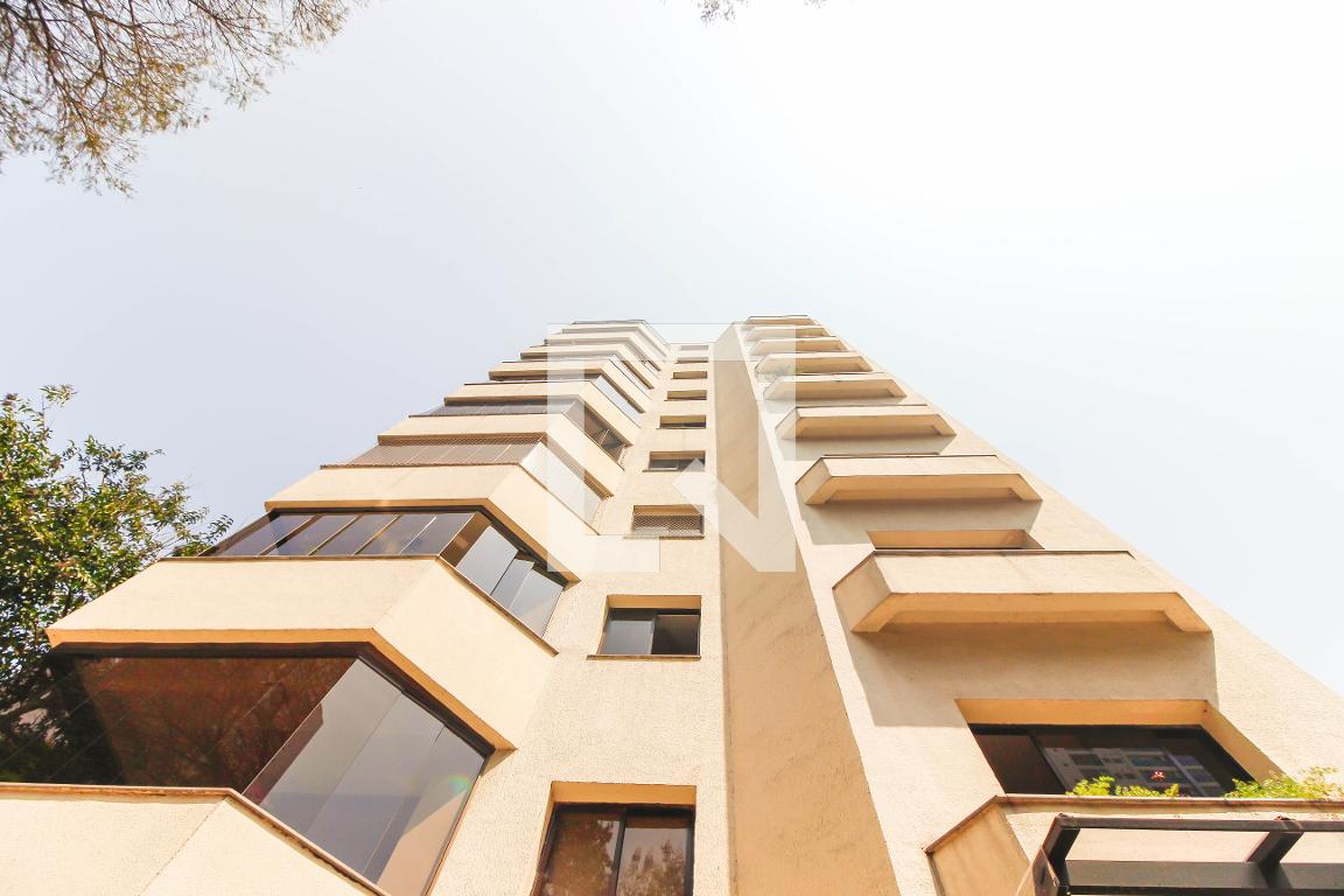 Fachada do Prédio Condomínio Ed Platina