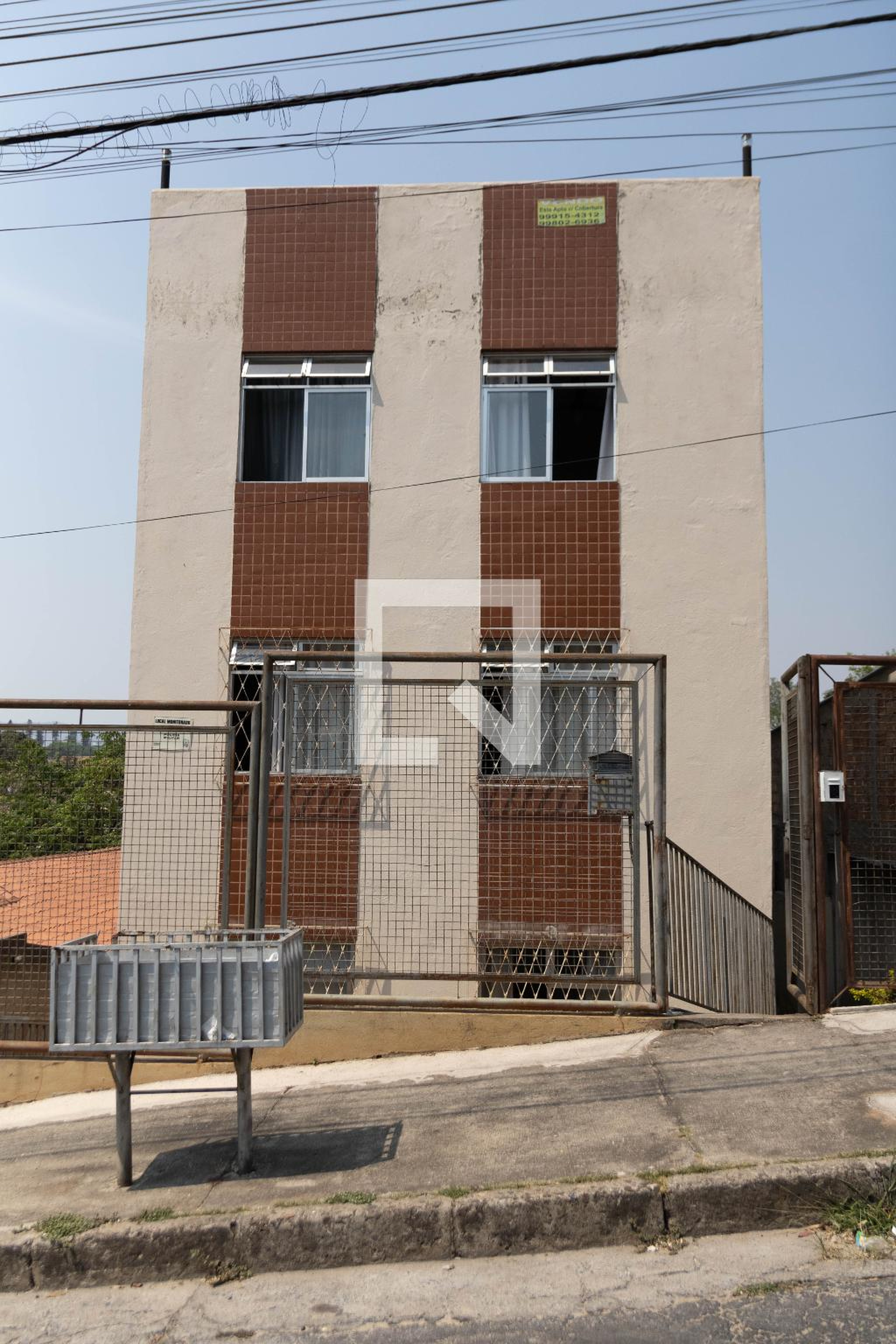 Fachada do Prédio Condomínio em Rua Peroba do Campo, 126