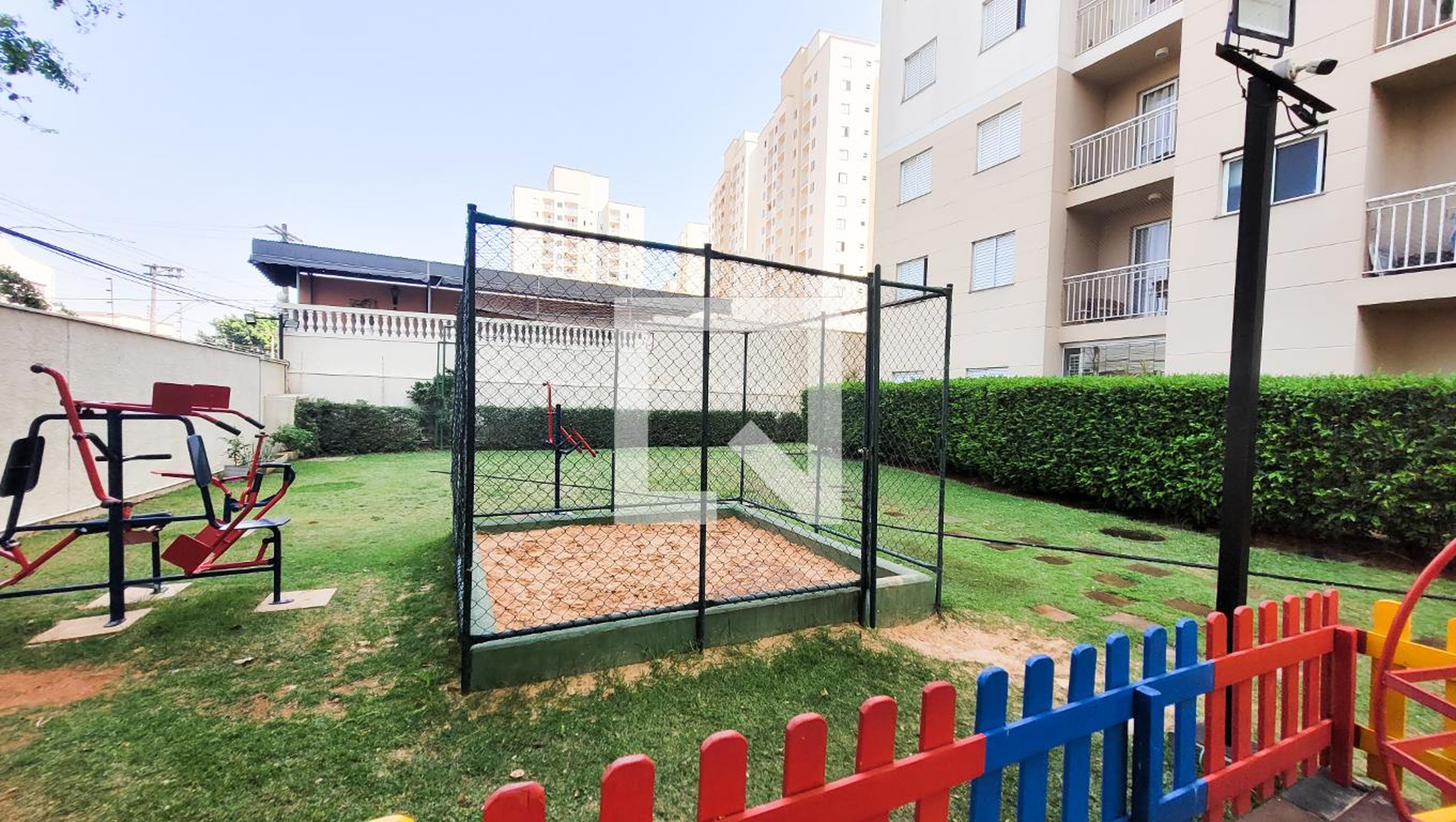 PLAYGROUND - Central View