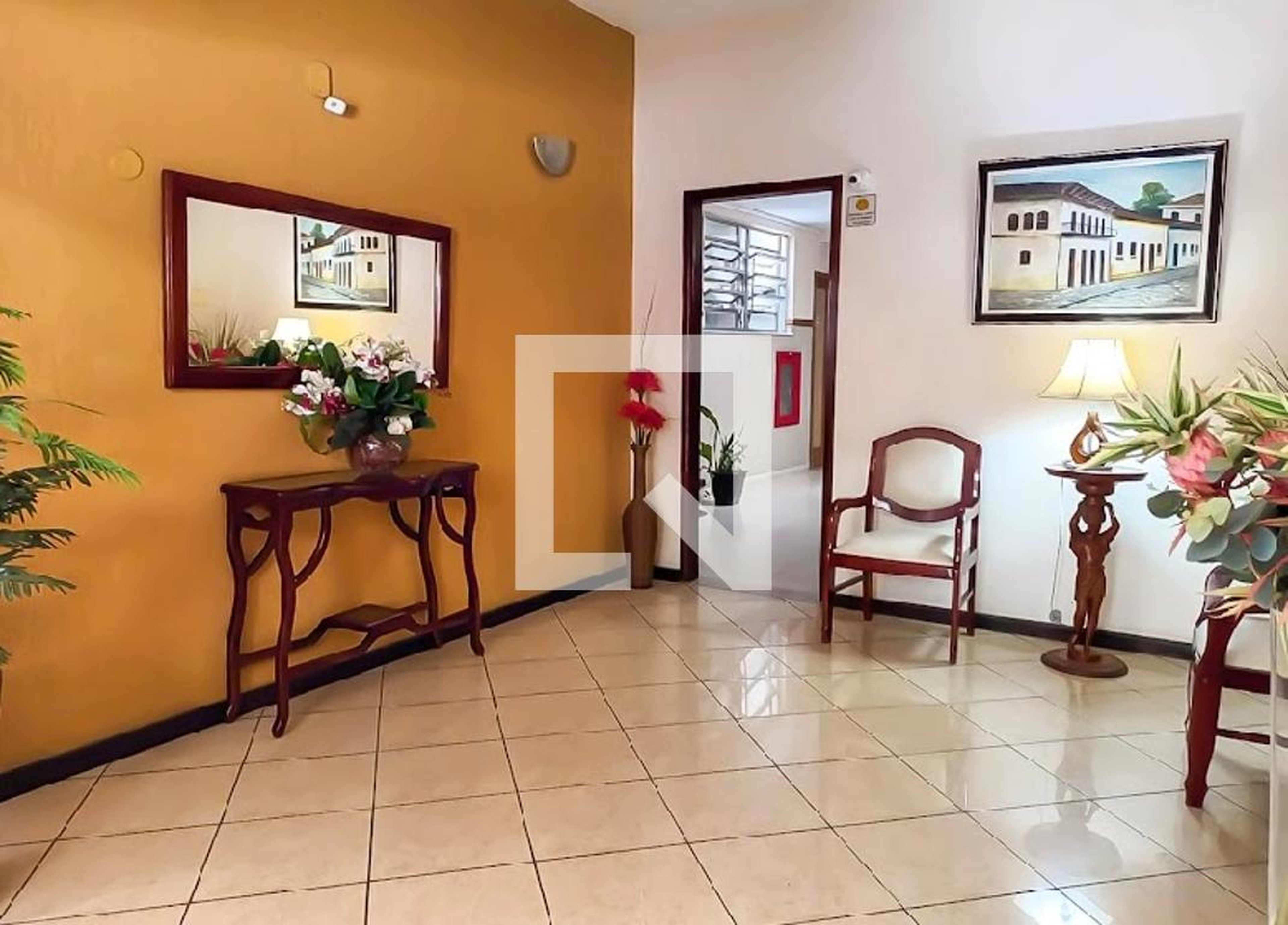 Hall de entrada Condomínio em Rua Aquidabã, 75