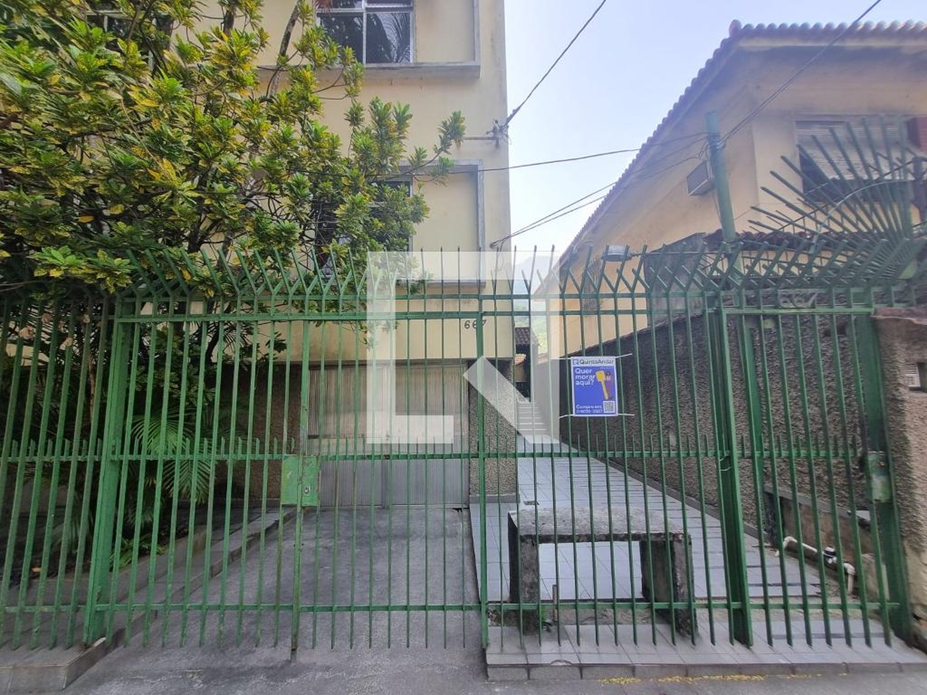 Fachada Condomínio em Rua São Miguel, 667