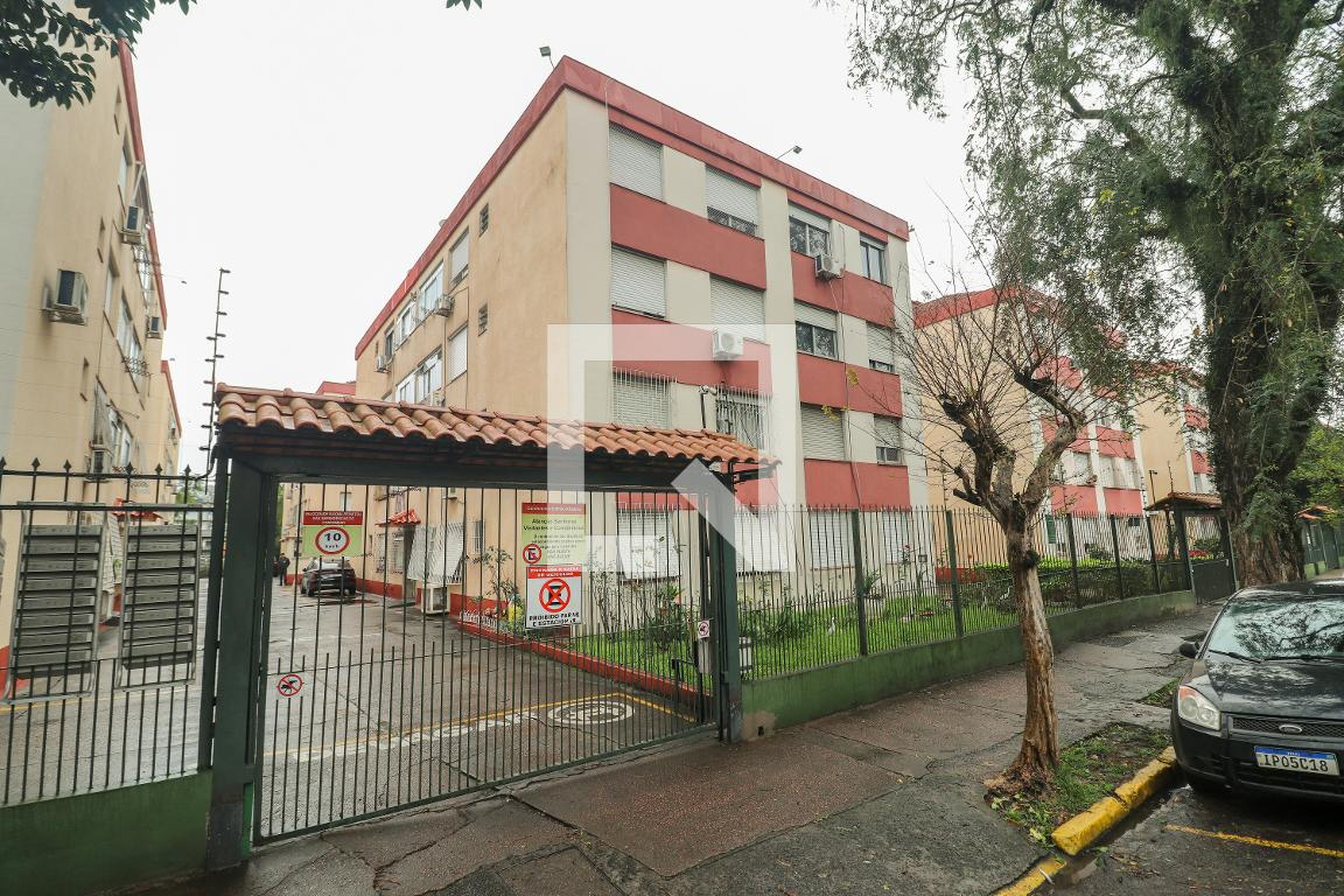 Fachada Condomínio em Rua Golda Meir, 40