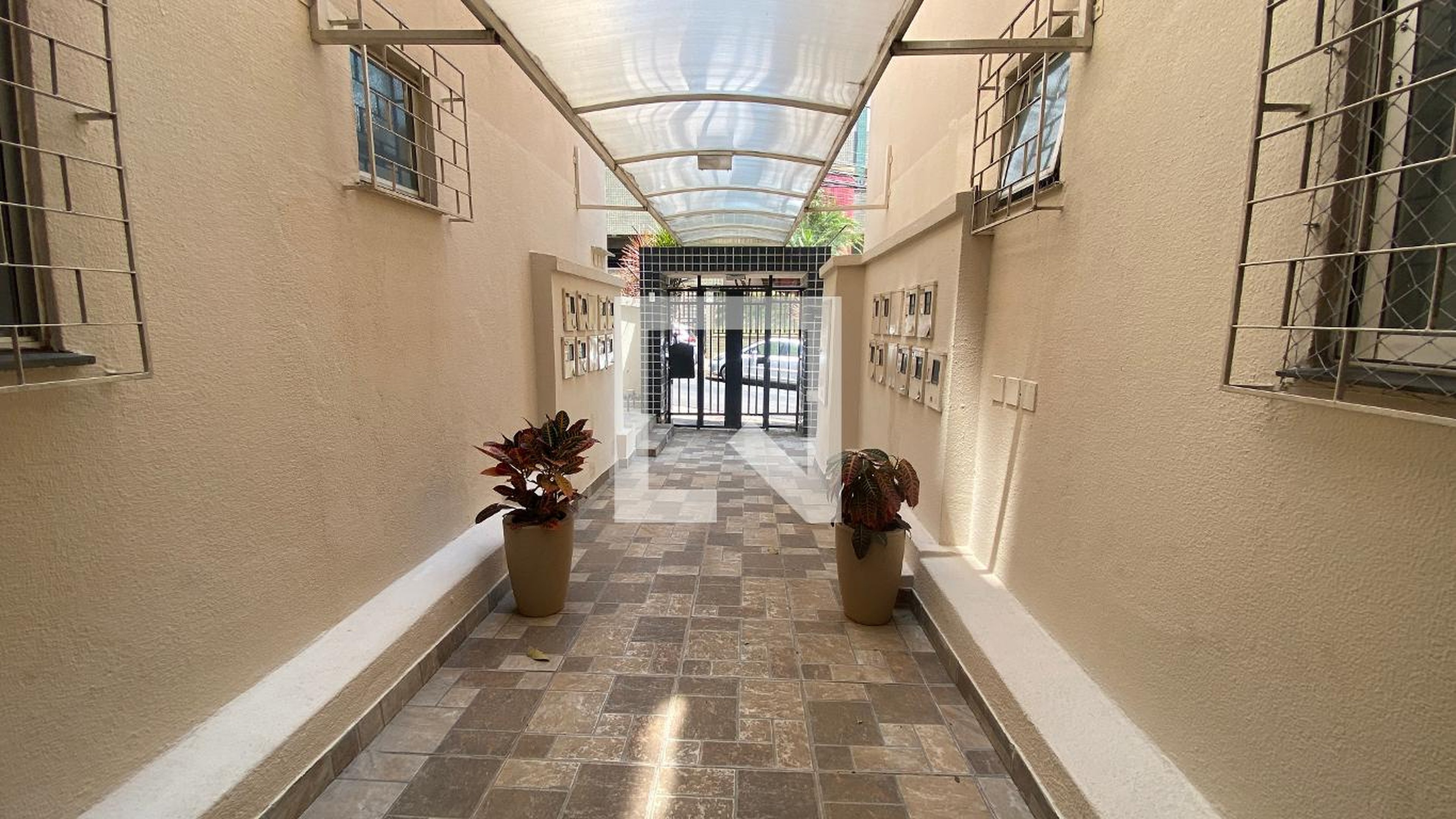 Hall de entrada - Edifício Dom Afonso Henriques