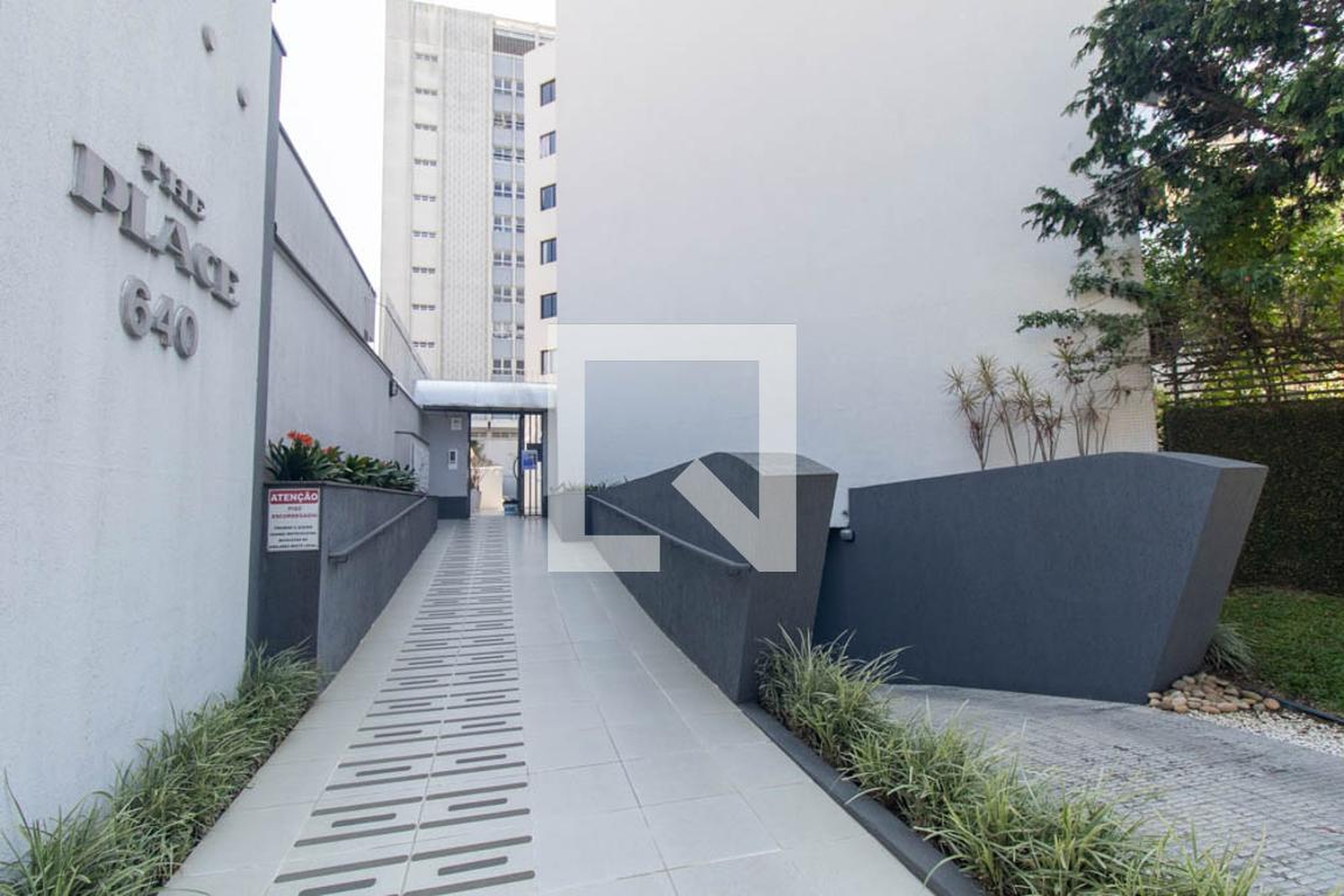 Fachada Condomínio em Rua Padre Anchieta, 640
