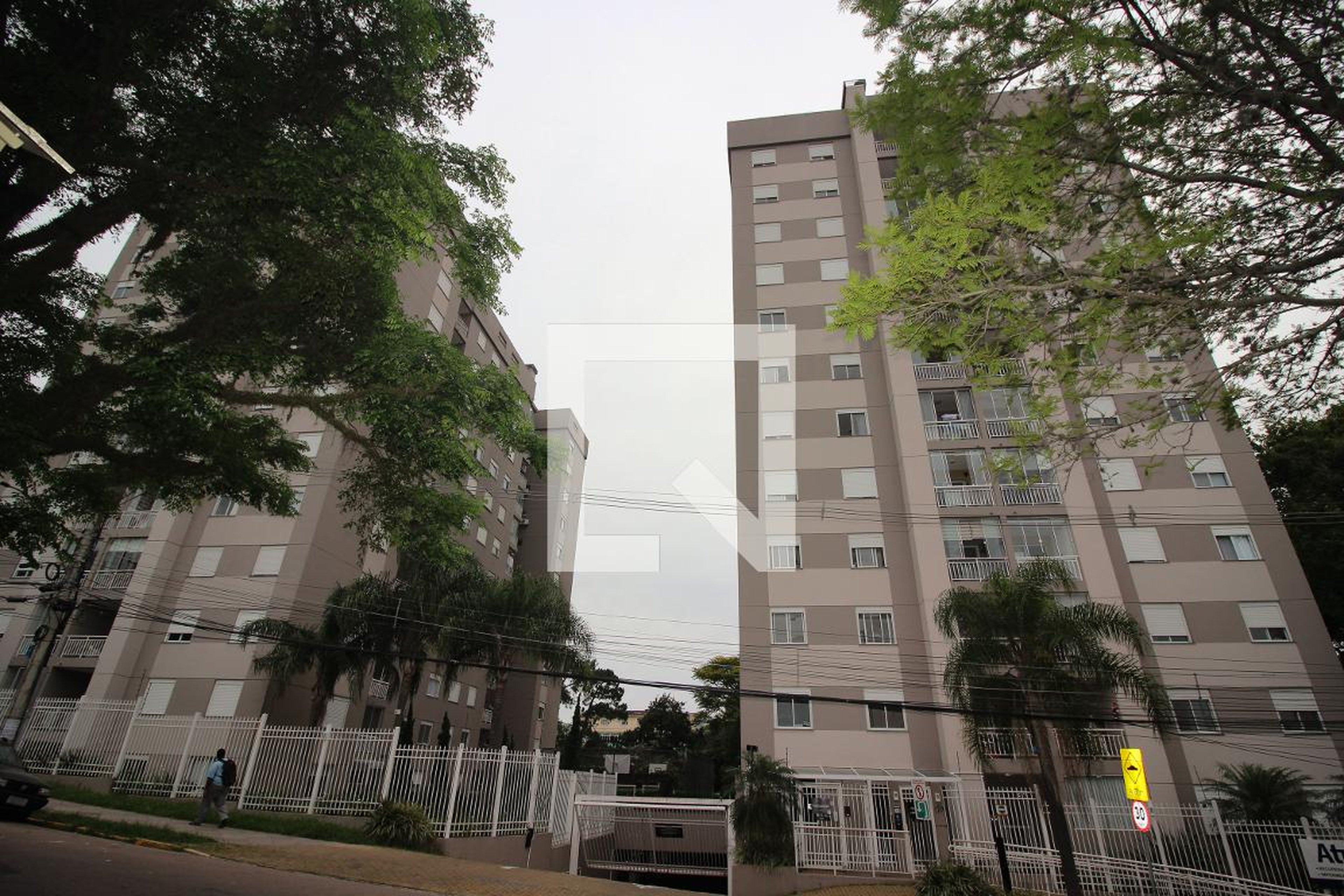 Fachada do condomínio Condomínio Veríssimo