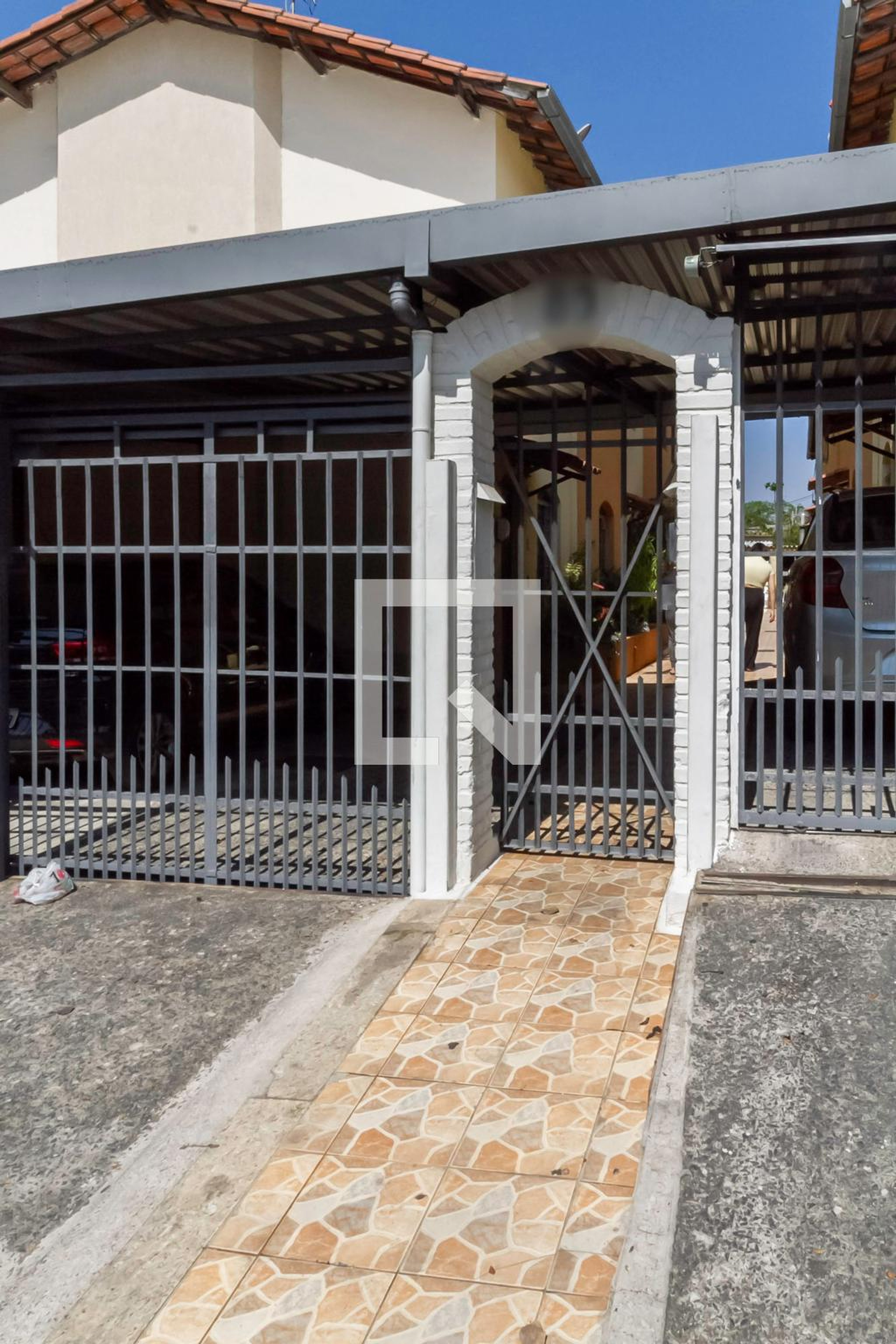 Fachada Condomínio em Rua Agenor José dos Anjos, 80