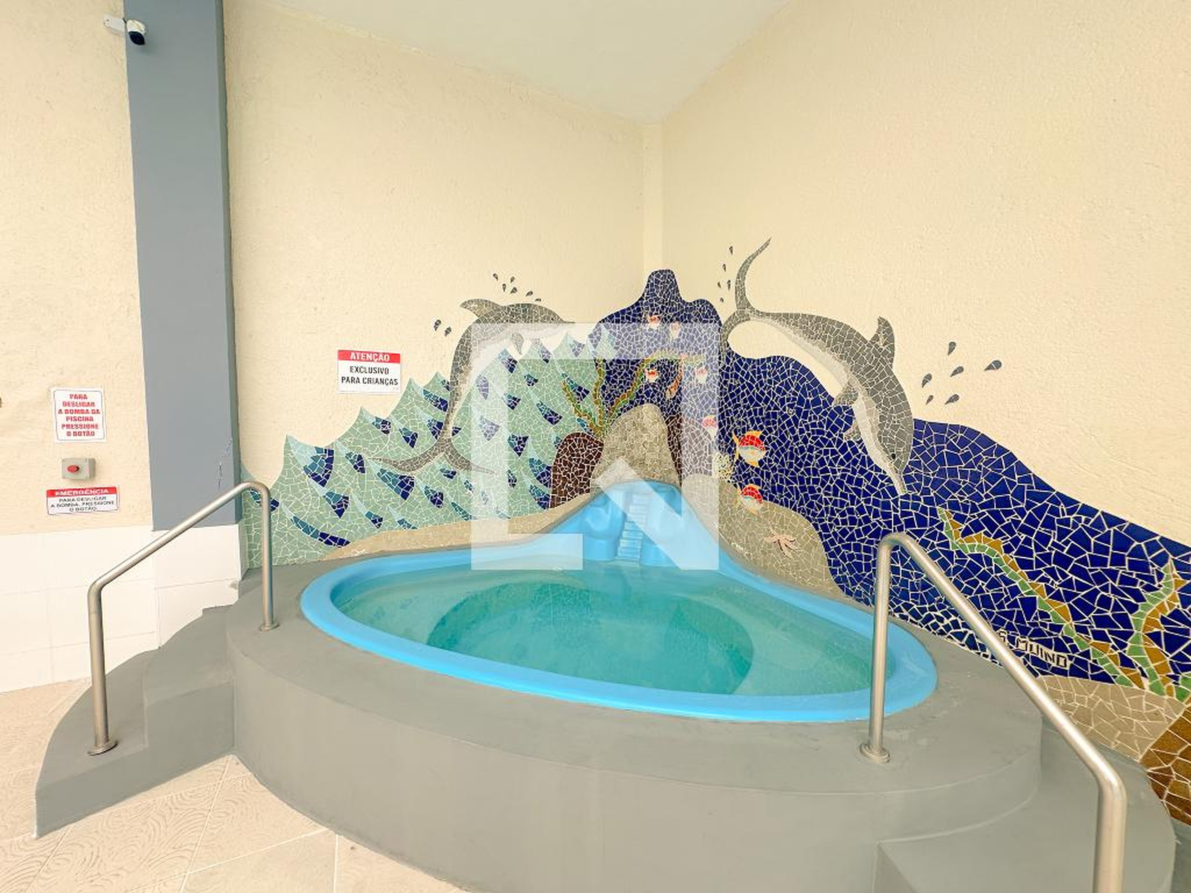 Piscina Coberta - Estrela do Mar