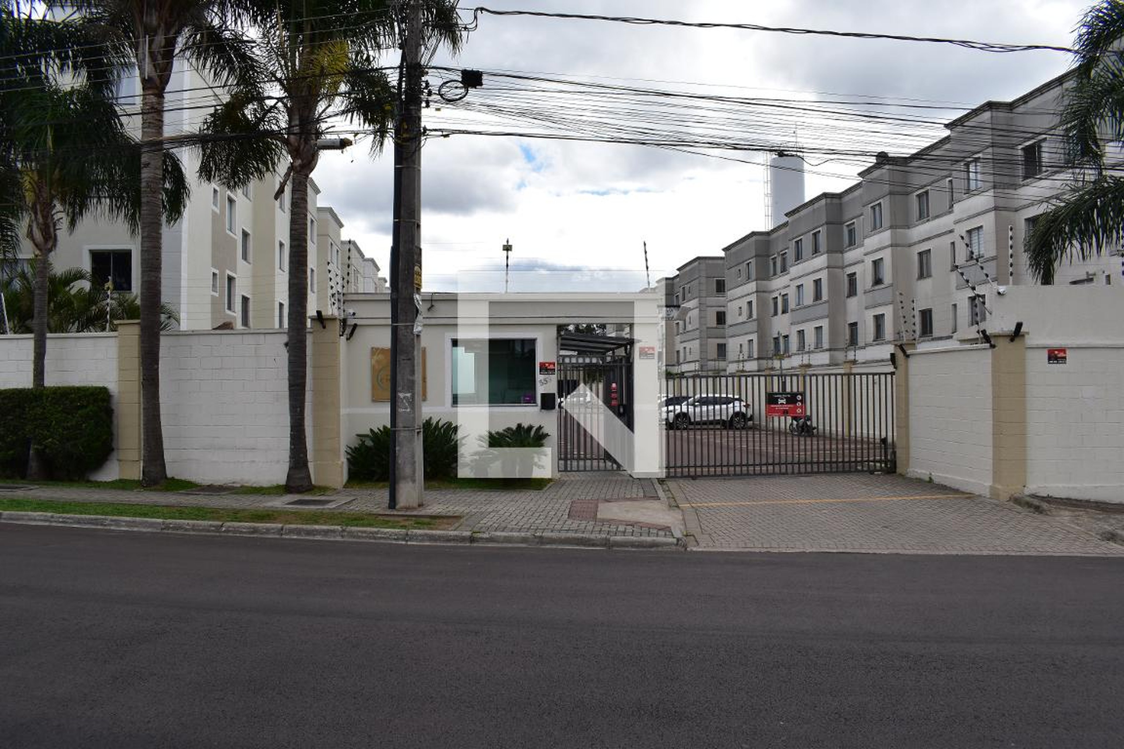 Fachada do condomínio Residencial Spazio Charlotte