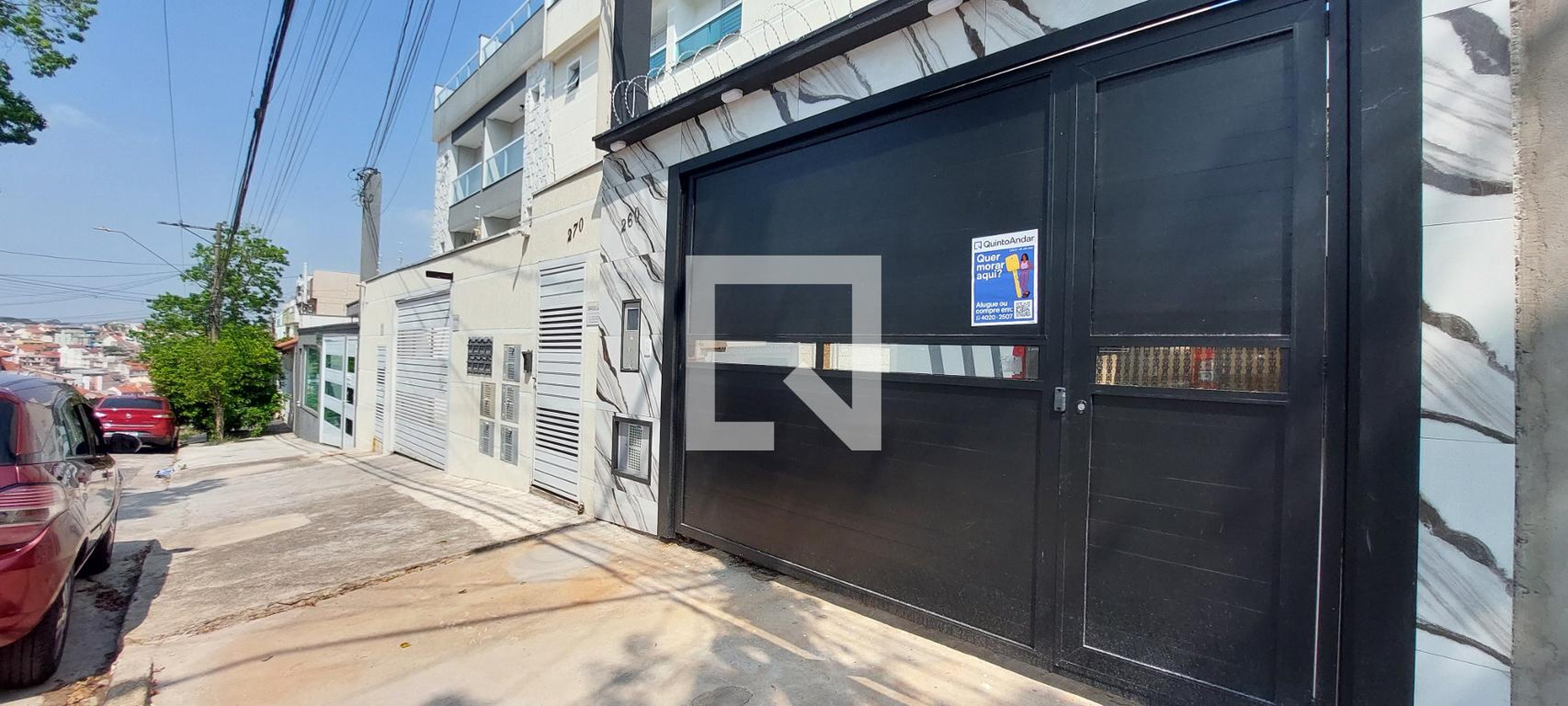 Fachada Condomínio em Rua Tanger, 260