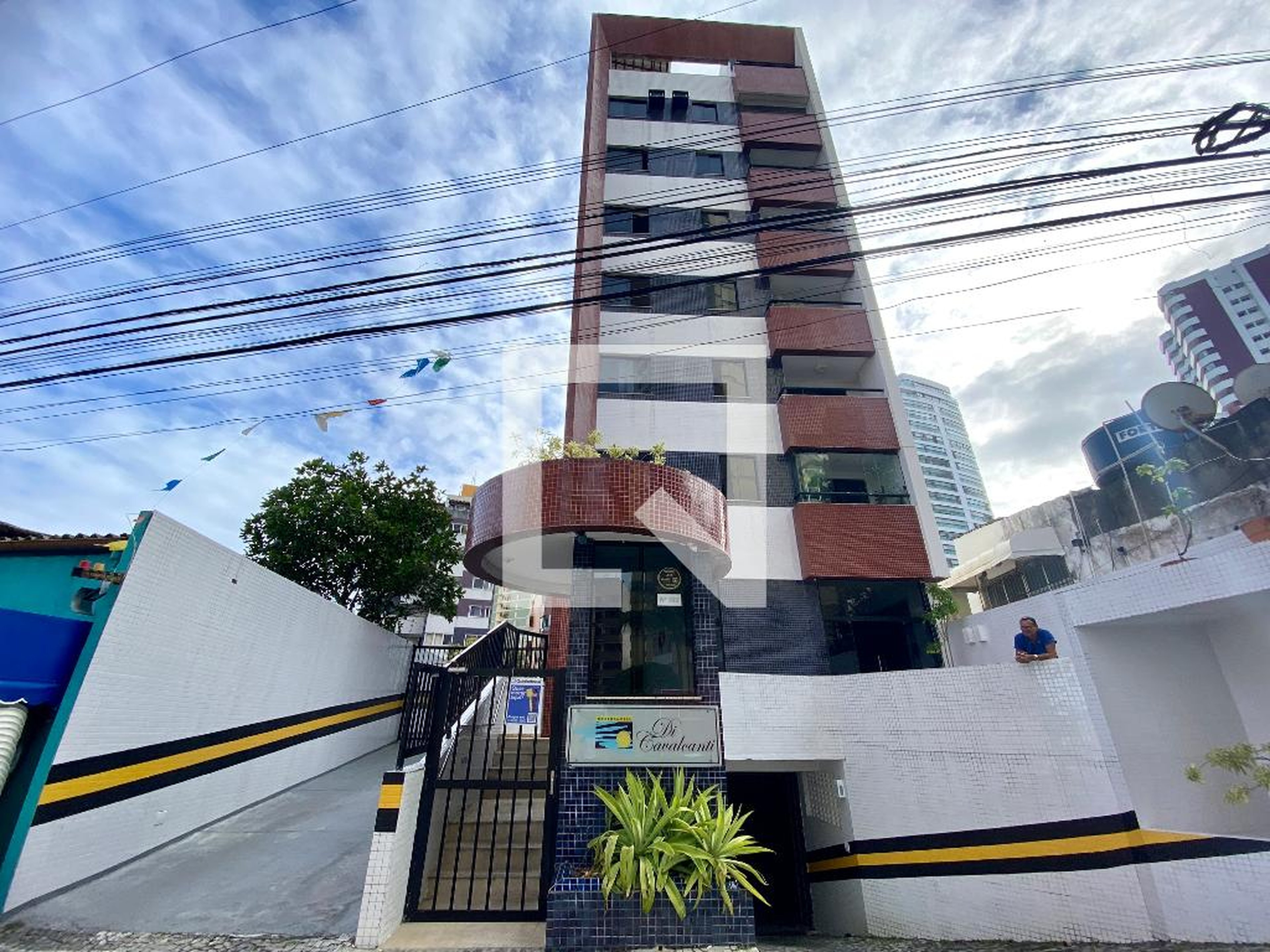 Fachada Condomínio em Alameda Carrara, 382