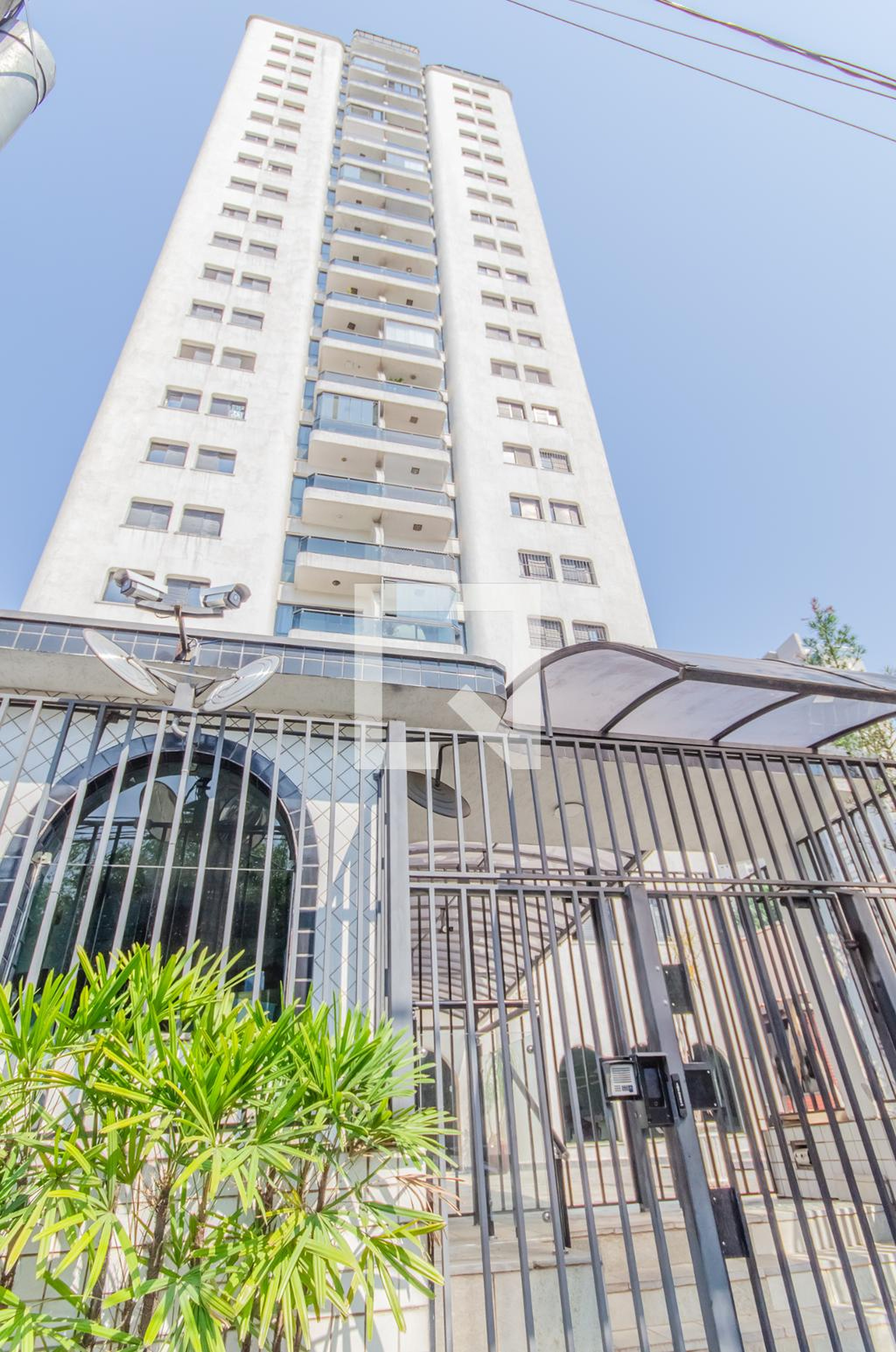 Fachada do Prédio Condomínio Riviera Plaza