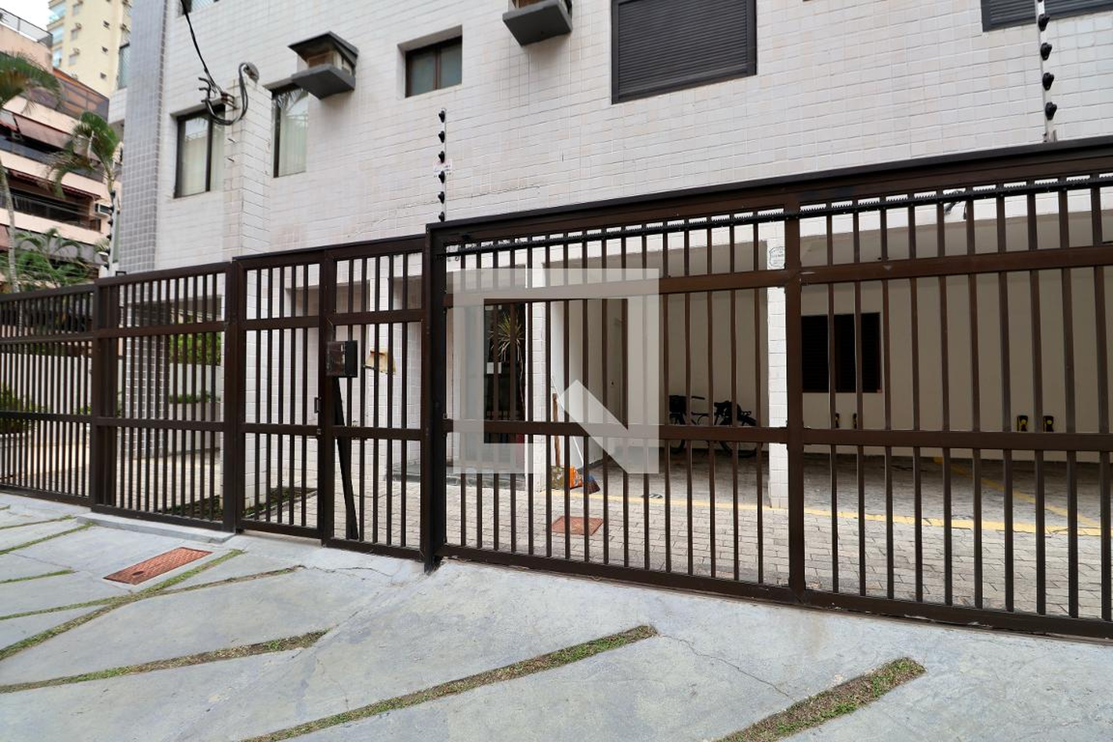 Fachada Condomínio em Rua Uruguai, 549