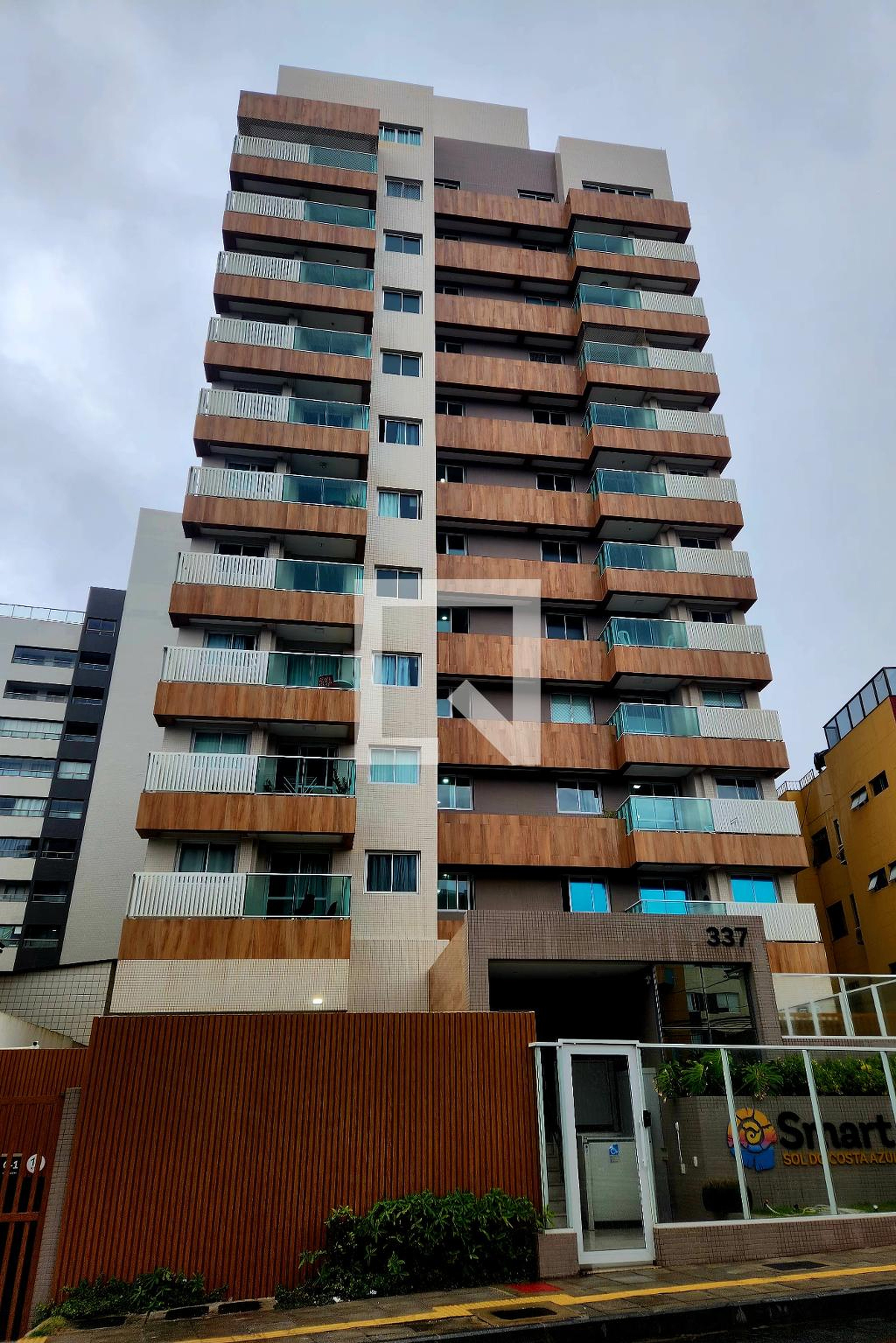 Fachada Condomínio Smart Sol do Costa Azul