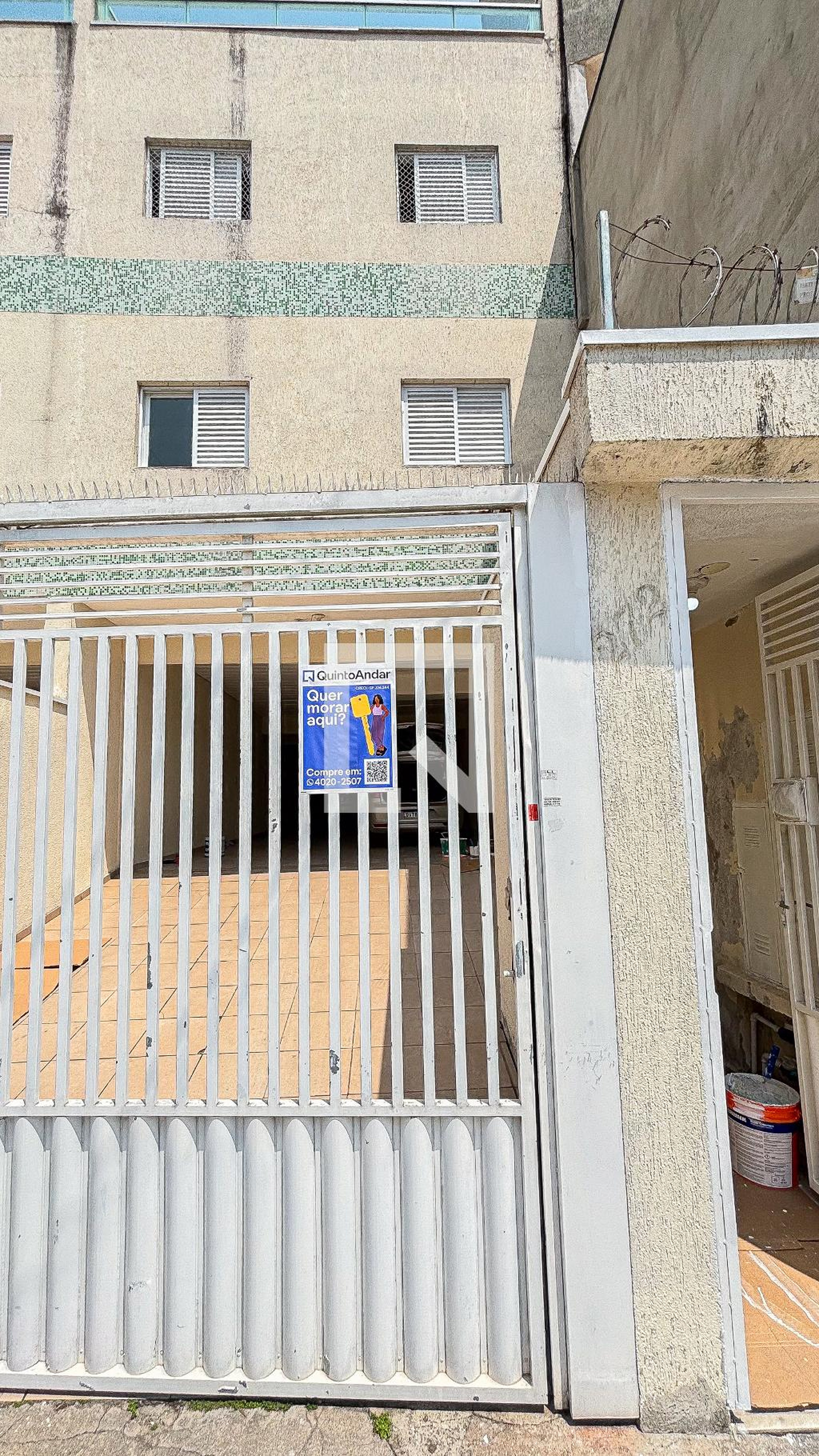 Fachada Condomínio em Rua Caraíbas, 272