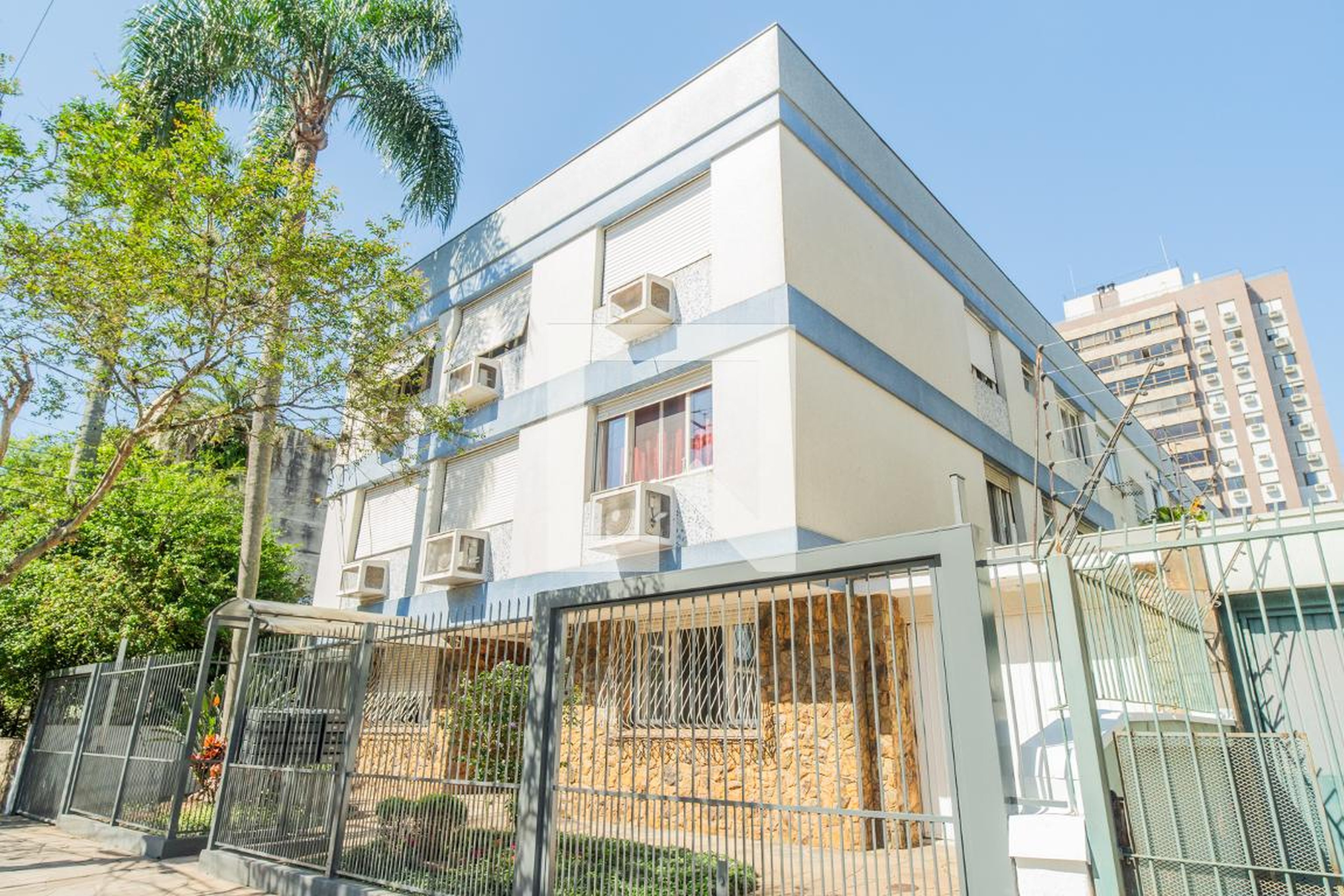 Fachada Condomínio Codomínio Andrea