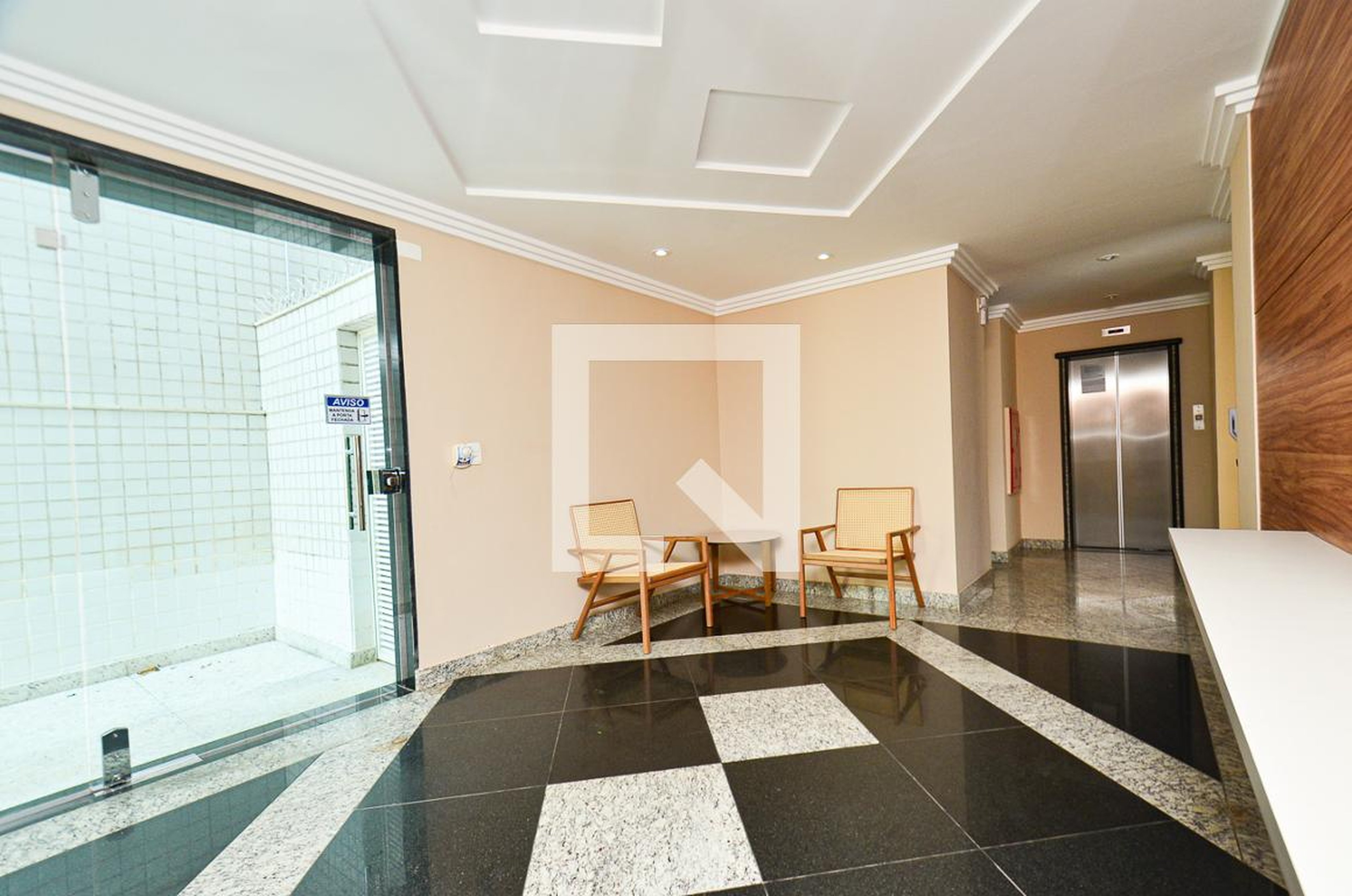 Hall de entrada Edifício Marc Chagal