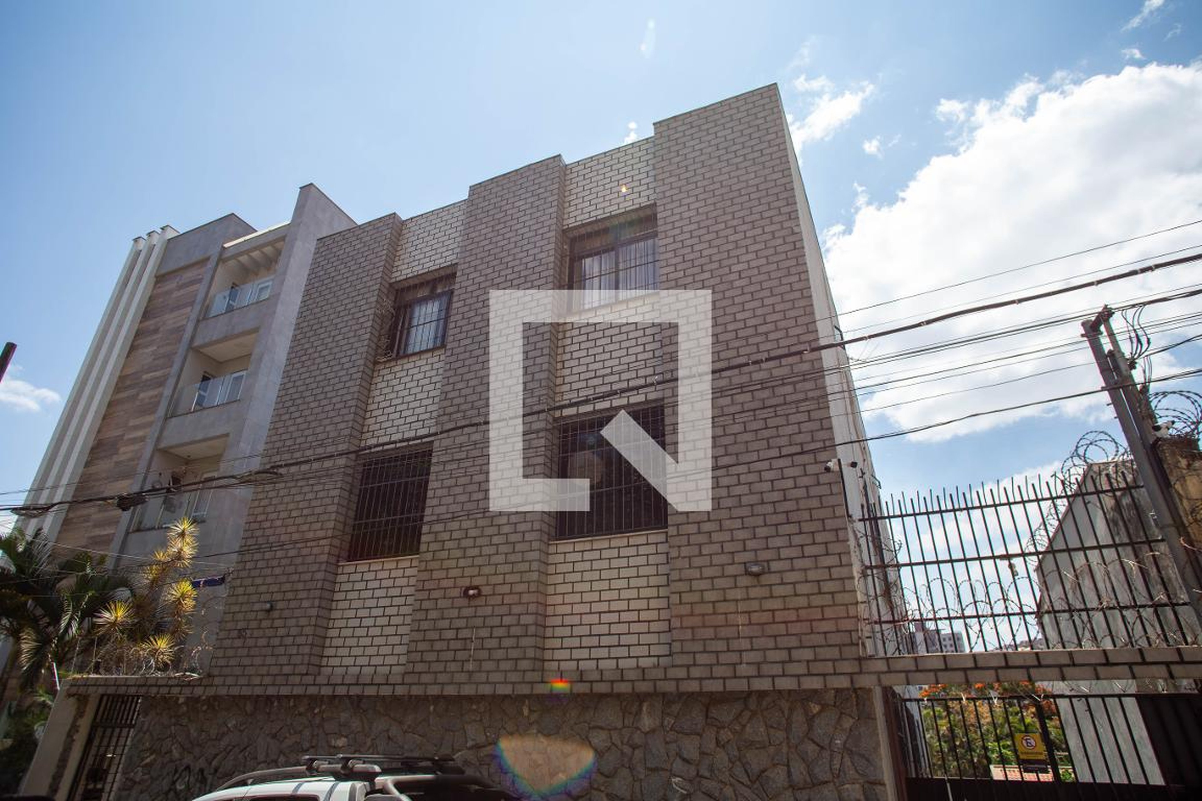 Fachada Condomínio em Rua Canápolis, 55