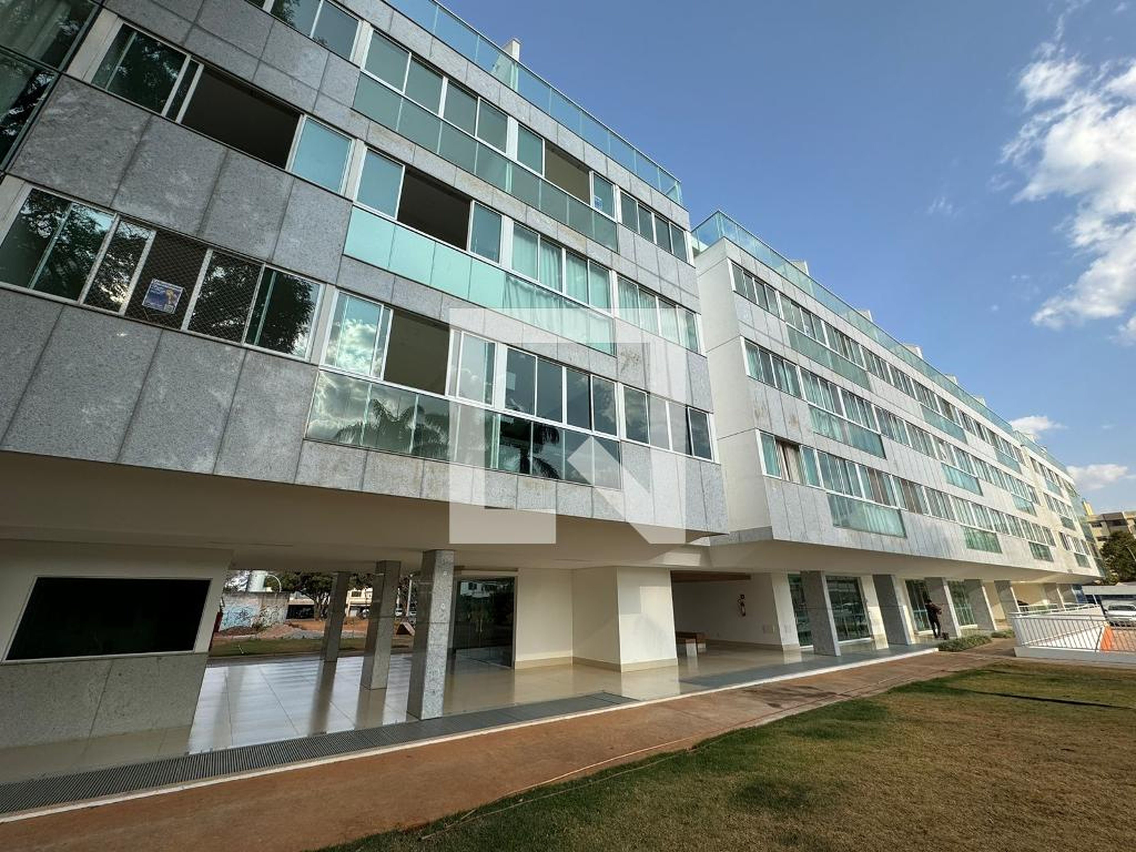Fachada Condomínio em SHCGN Q 703 PJ 15 - TIPO EA3, s/n
