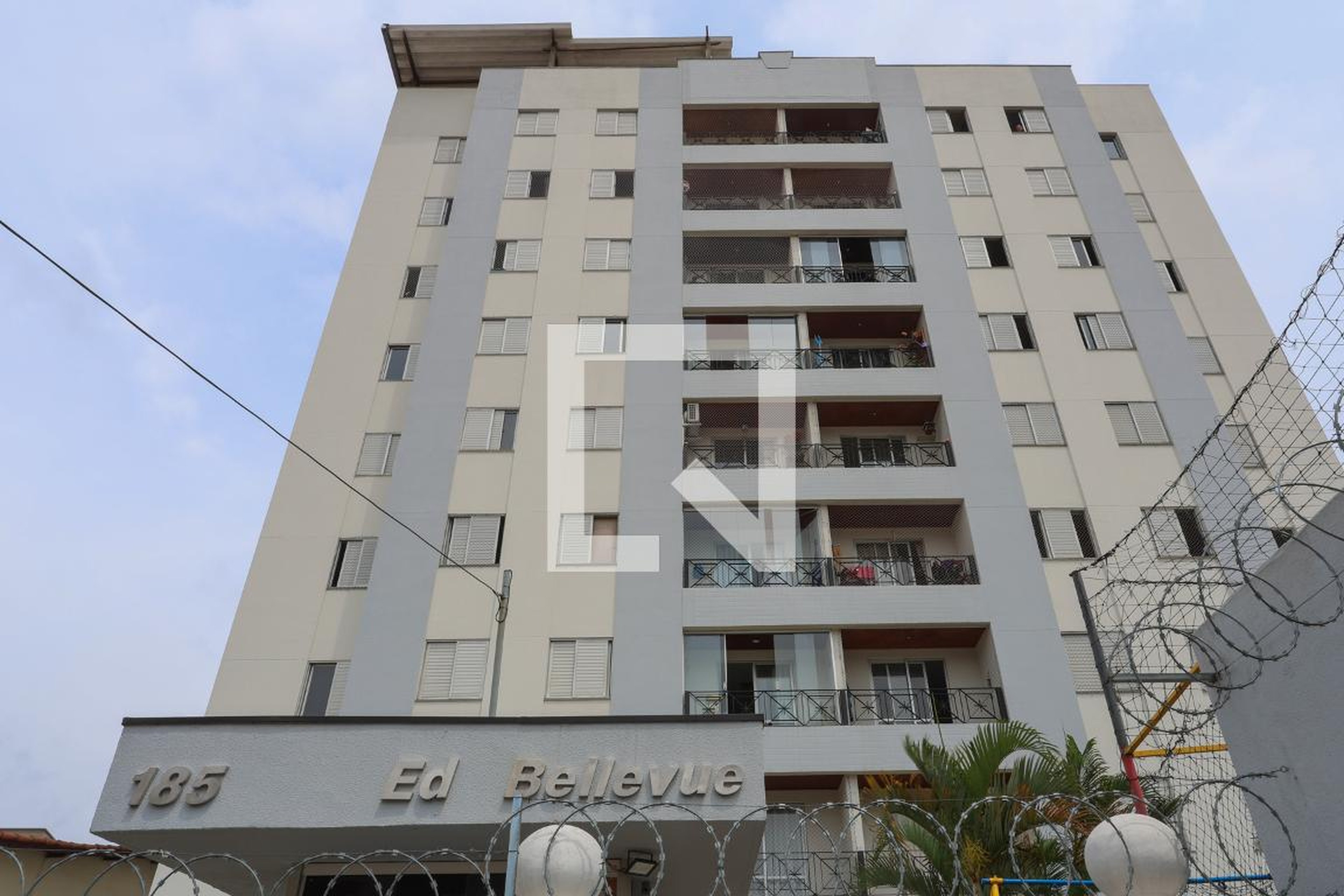 Fachada do prédio Condomínio Belle Vue