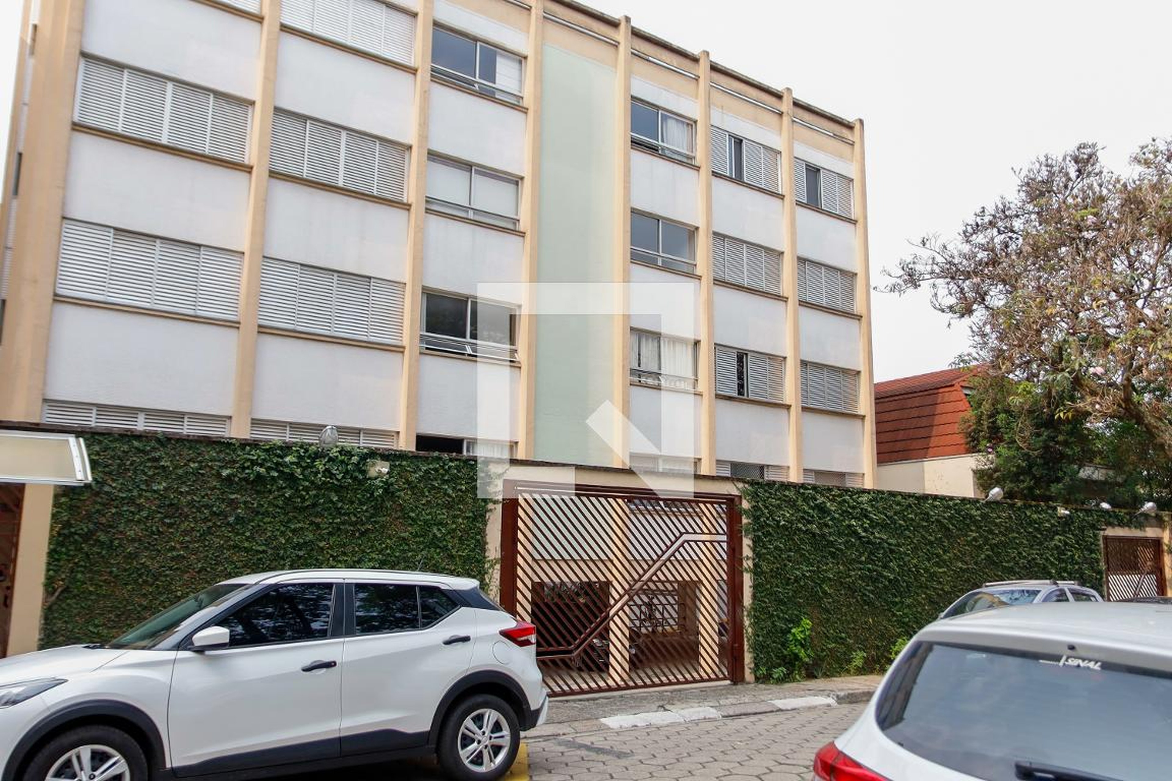Fachada Condomínio Conjunto Residencial Coraly