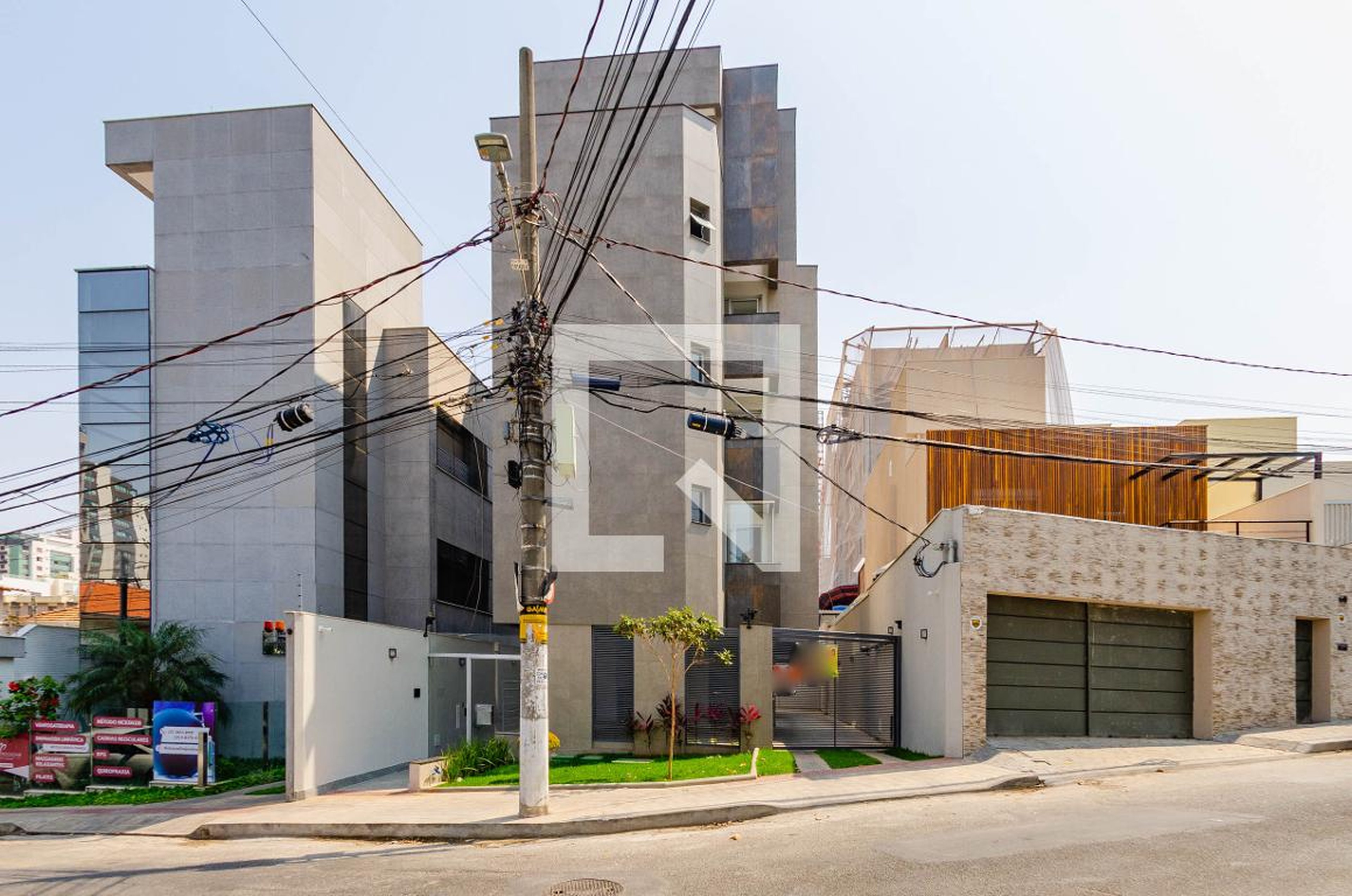 Fachada Condomínio em Rua Nepomuceno, 70